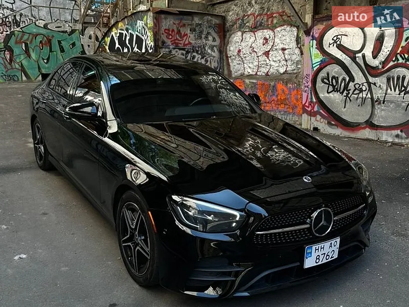 Mercedes-Benz E-Class 2022