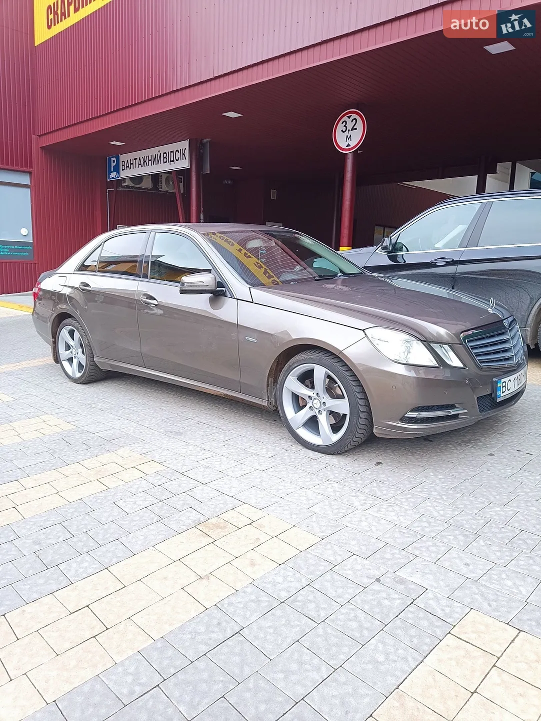 2012 Mercedes-Benz E-klasse - мініатюра 3