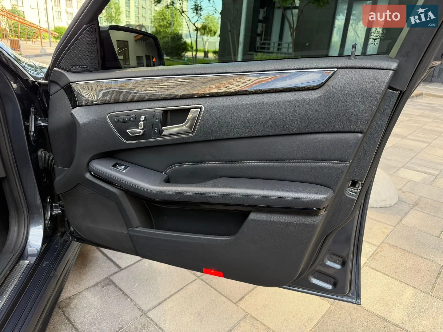 2015 Mercedes-Benz E-klasse - мініатюра 24