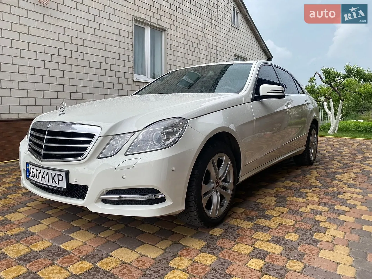 2013 Mercedes-Benz E-klasse - мініатюра 13