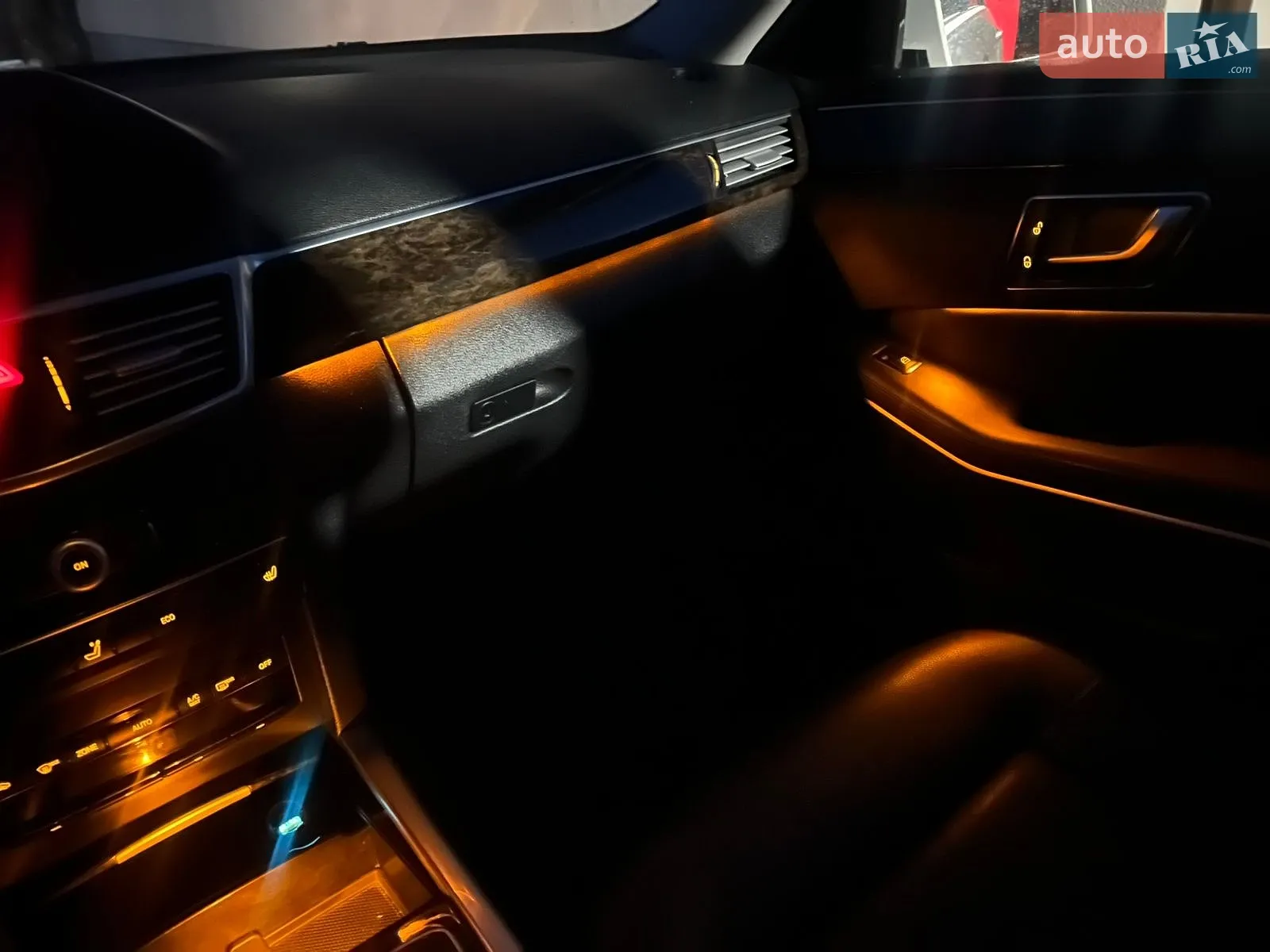 2012 Mercedes-Benz E-klasse - мініатюра 15