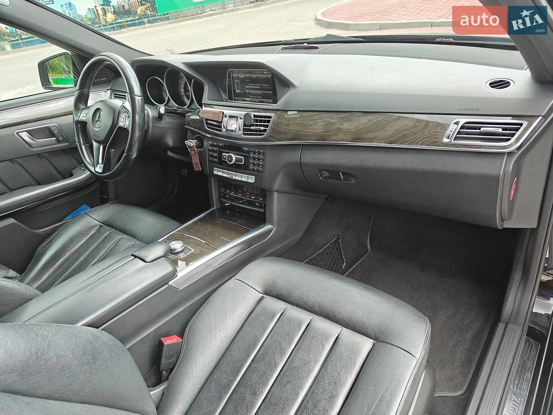 2013 Mercedes-Benz E-klasse - мініатюра 31