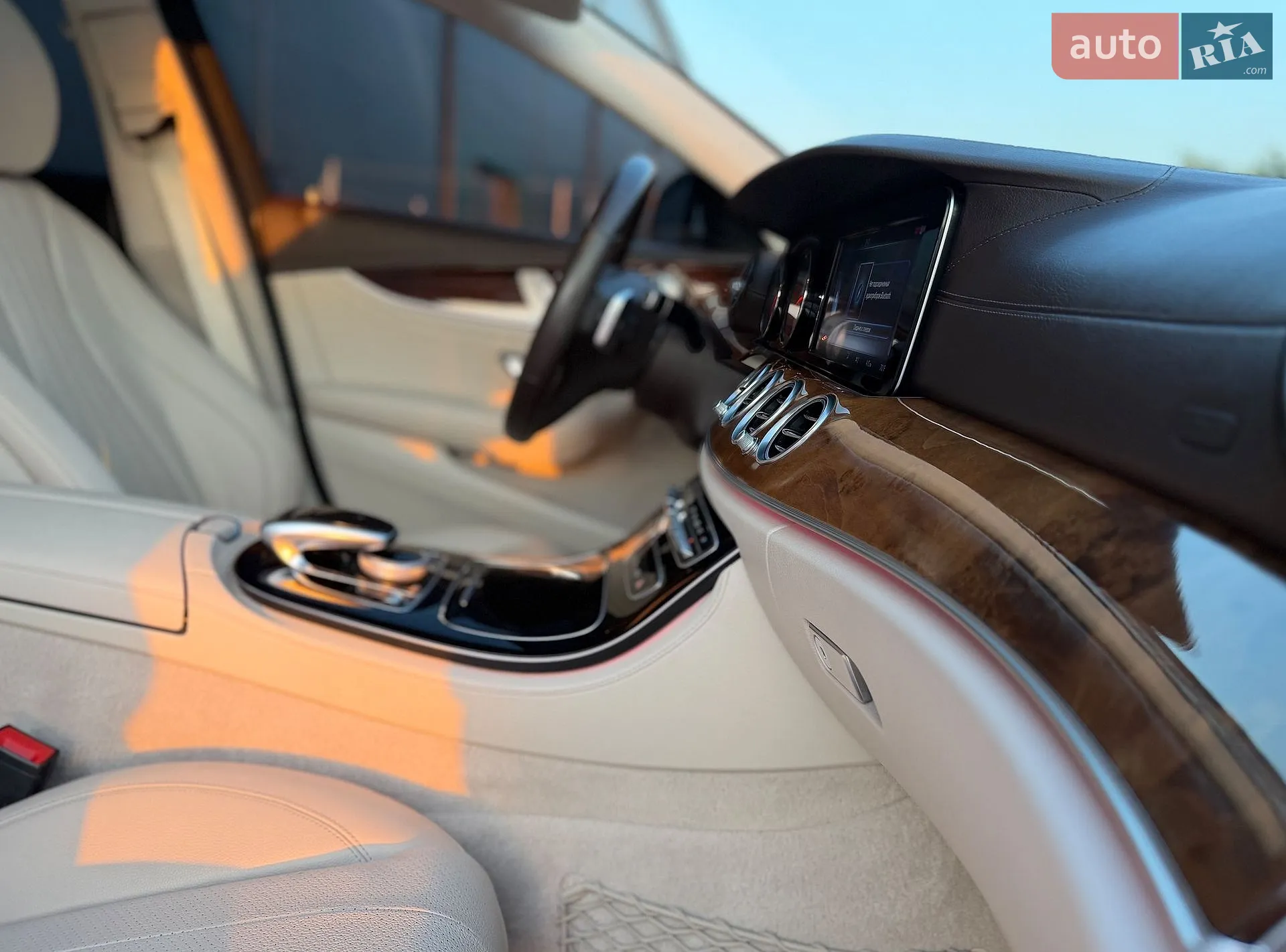 2016 Mercedes-Benz E-klasse - мініатюра 46