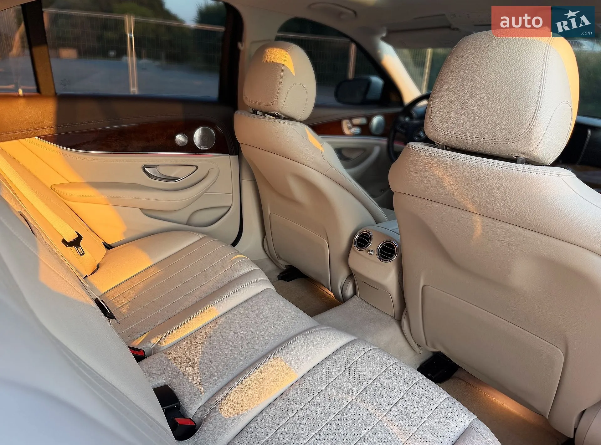 2016 Mercedes-Benz E-klasse - мініатюра 49
