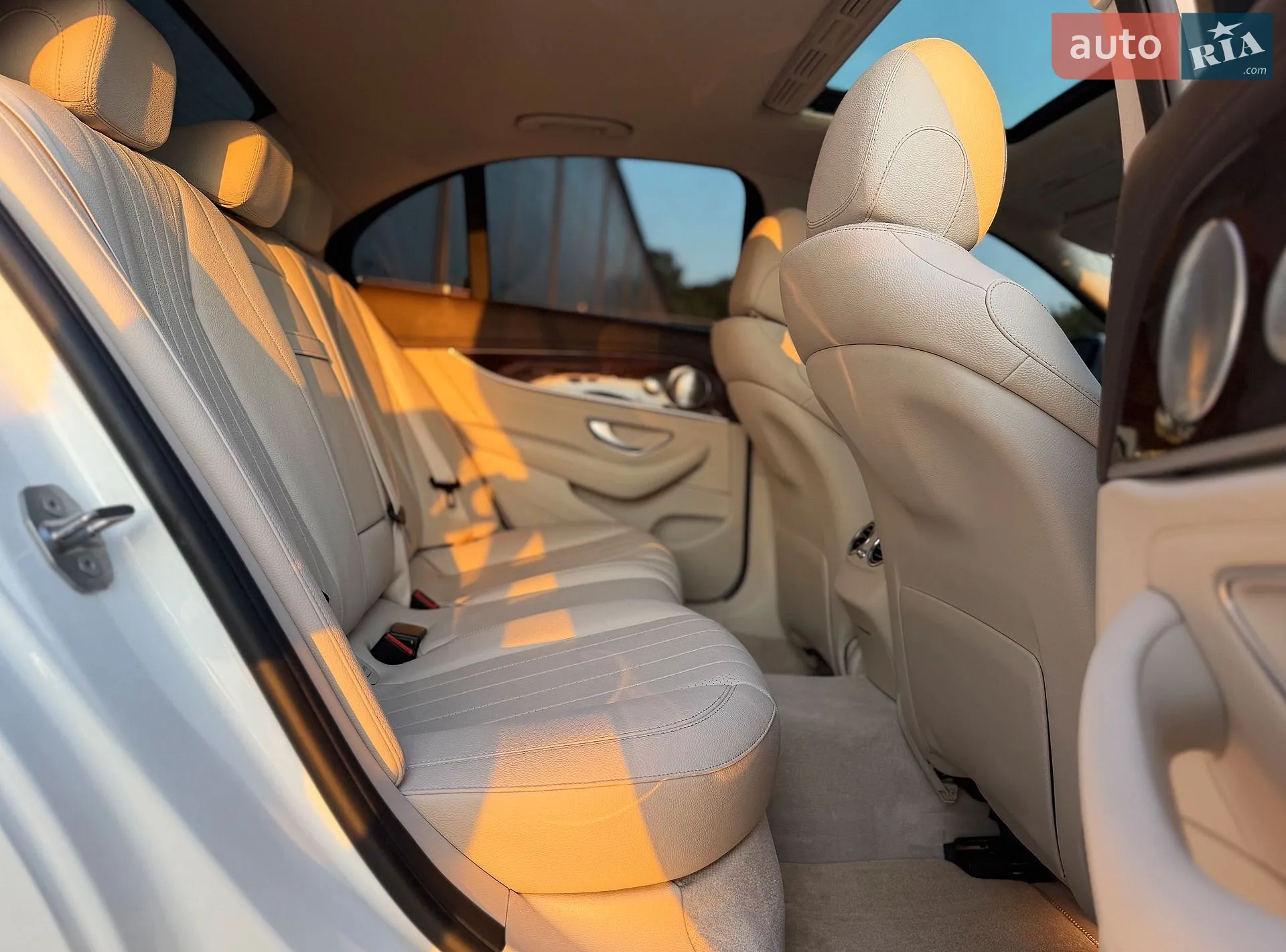2016 Mercedes-Benz E-klasse - мініатюра 50
