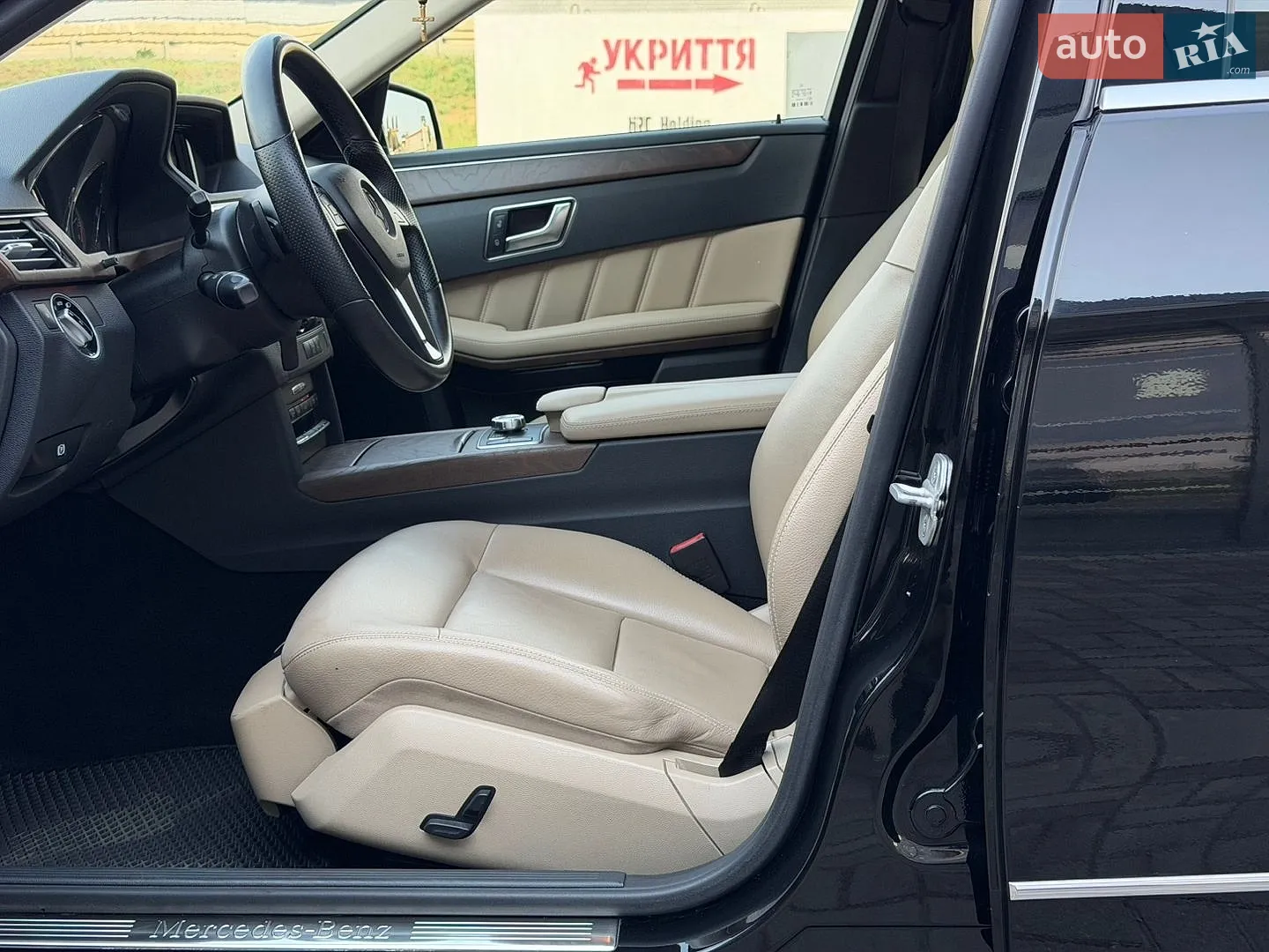 2013 Mercedes-Benz E-klasse - мініатюра 23