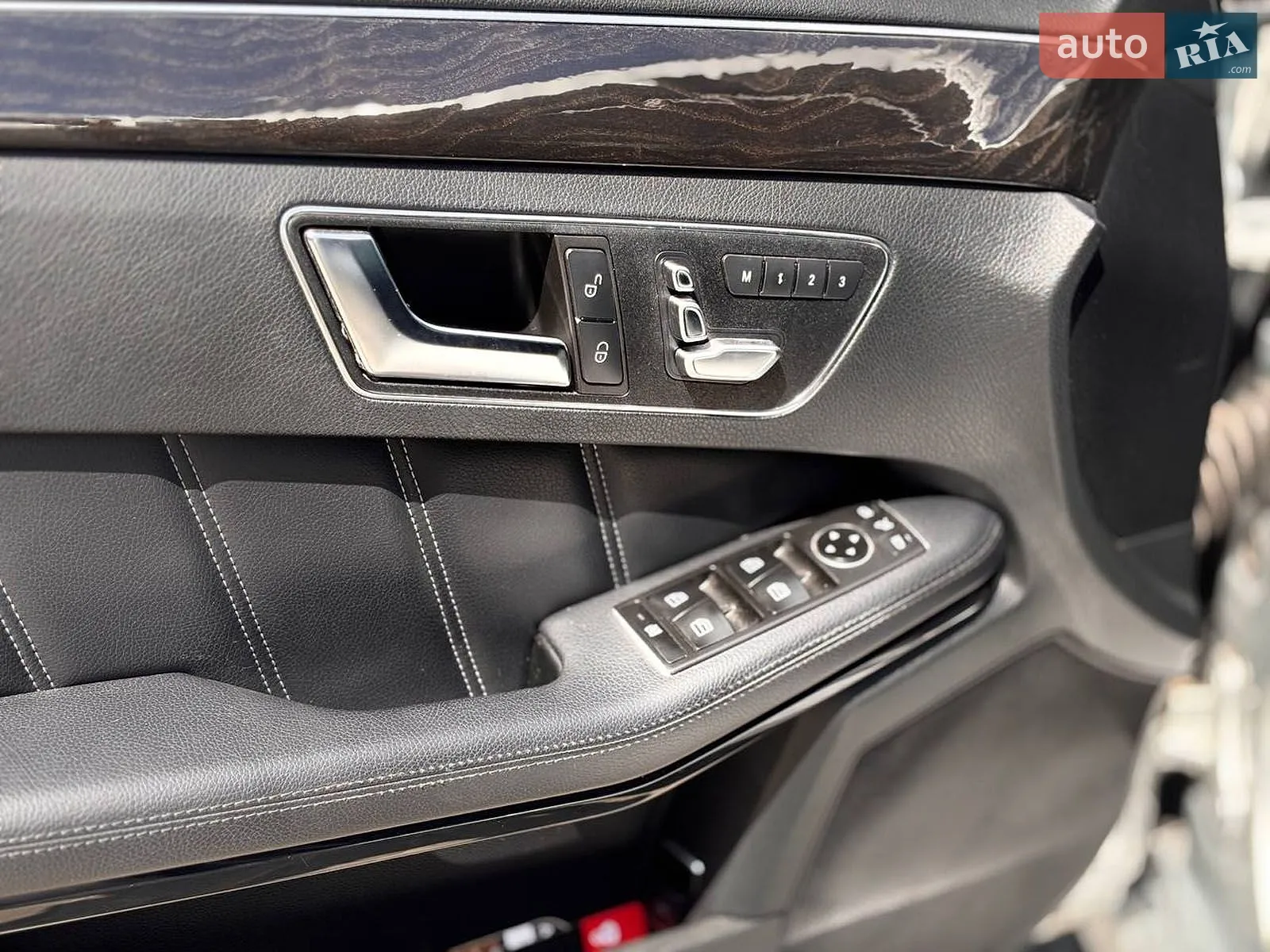 2013 Mercedes-Benz E-klasse - мініатюра 21
