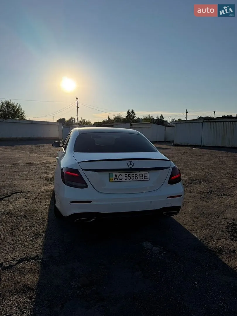 2016 Mercedes-Benz E-klasse - мініатюра 11