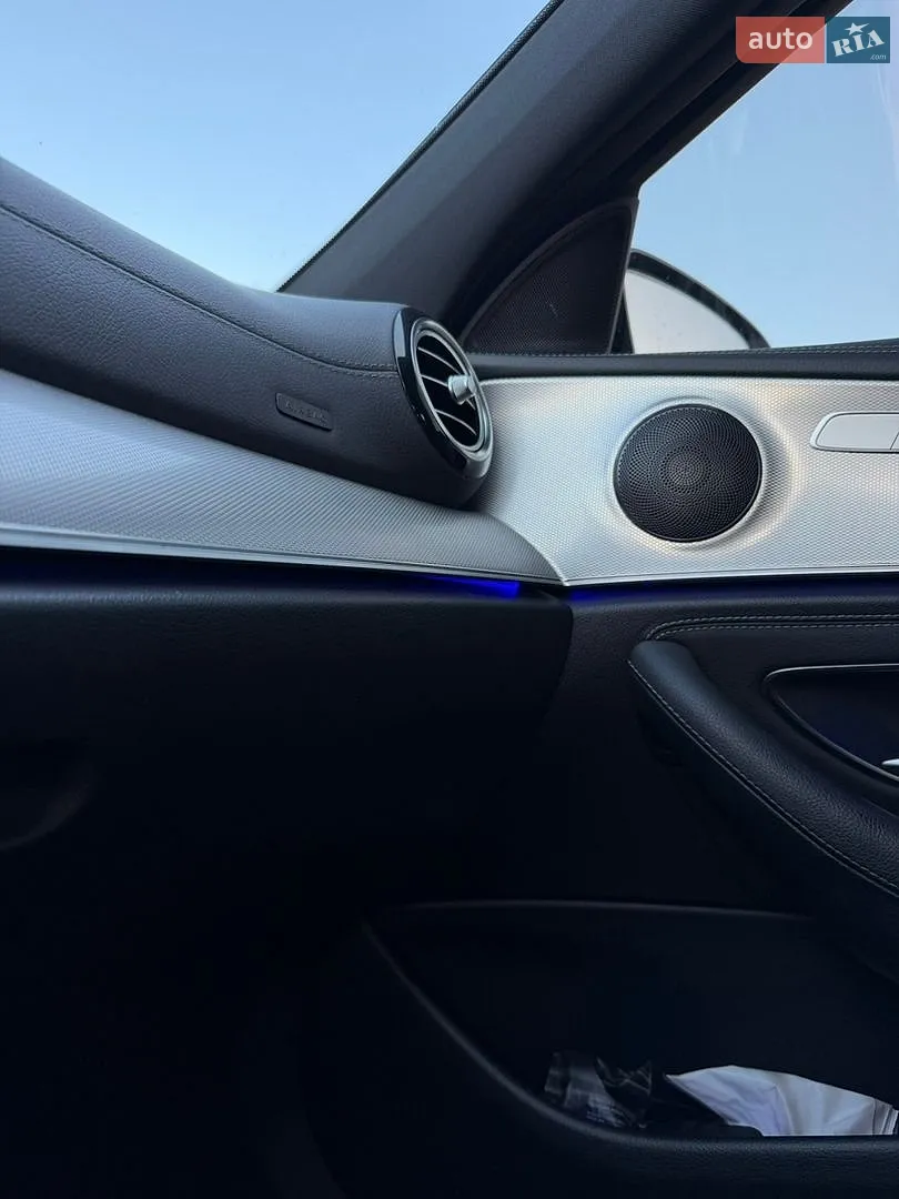 2016 Mercedes-Benz E-klasse - мініатюра 31