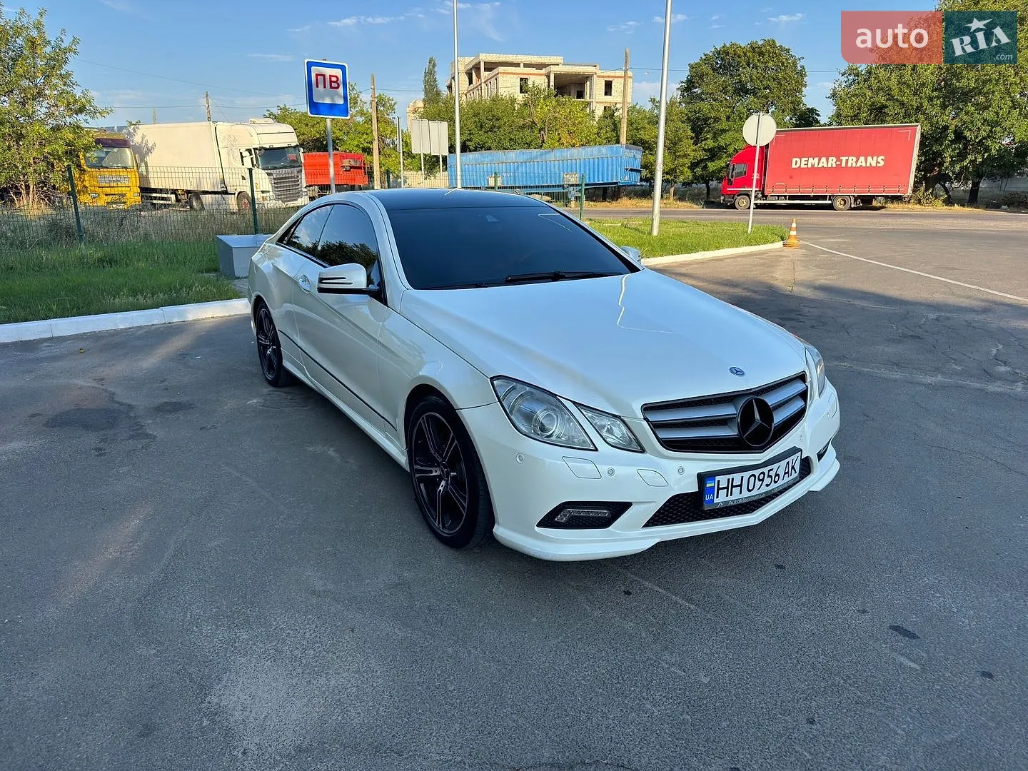 2010 Mercedes-Benz E-klasse - мініатюра 2