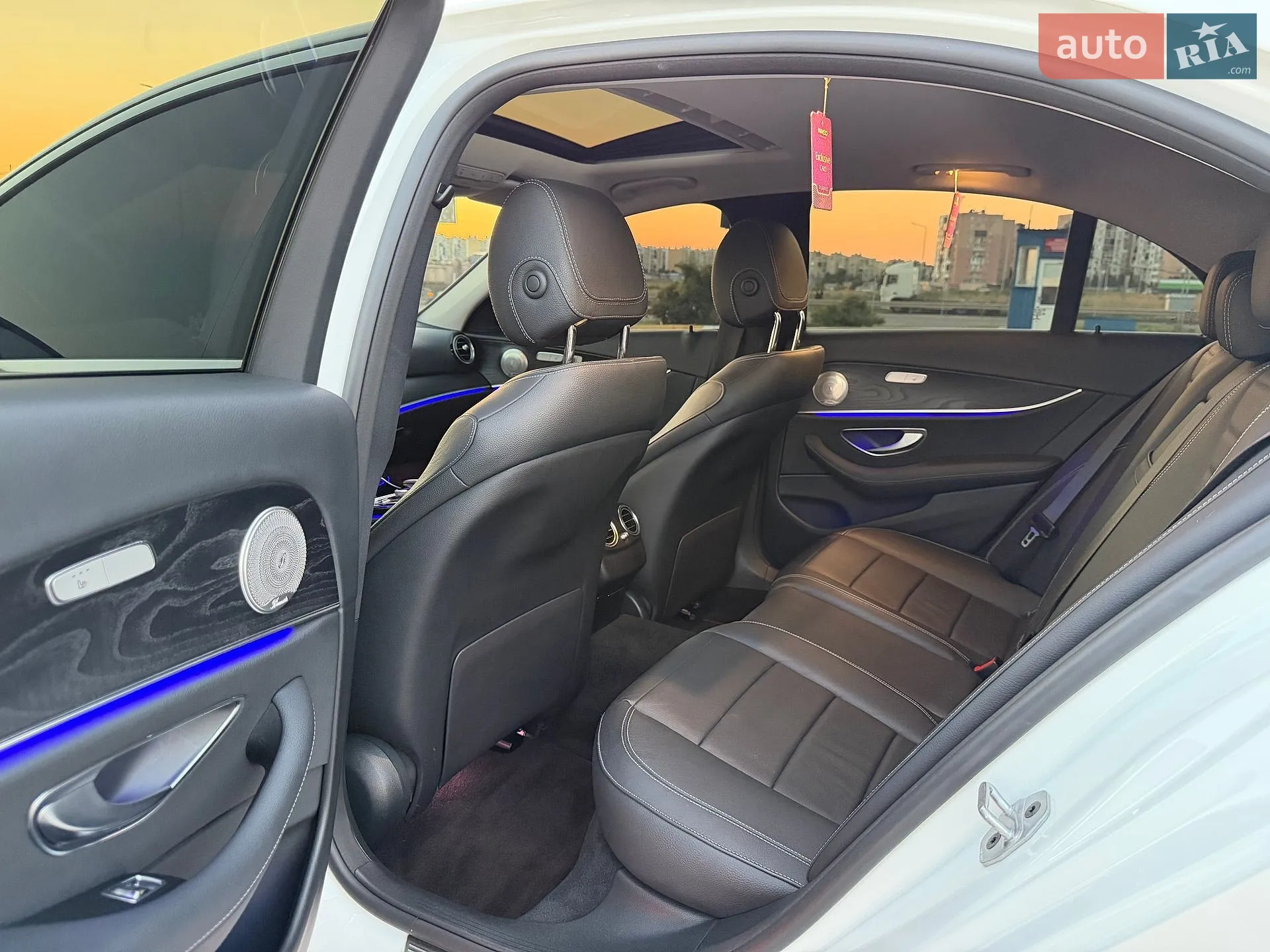 2020 Mercedes-Benz E-klasse - мініатюра 38