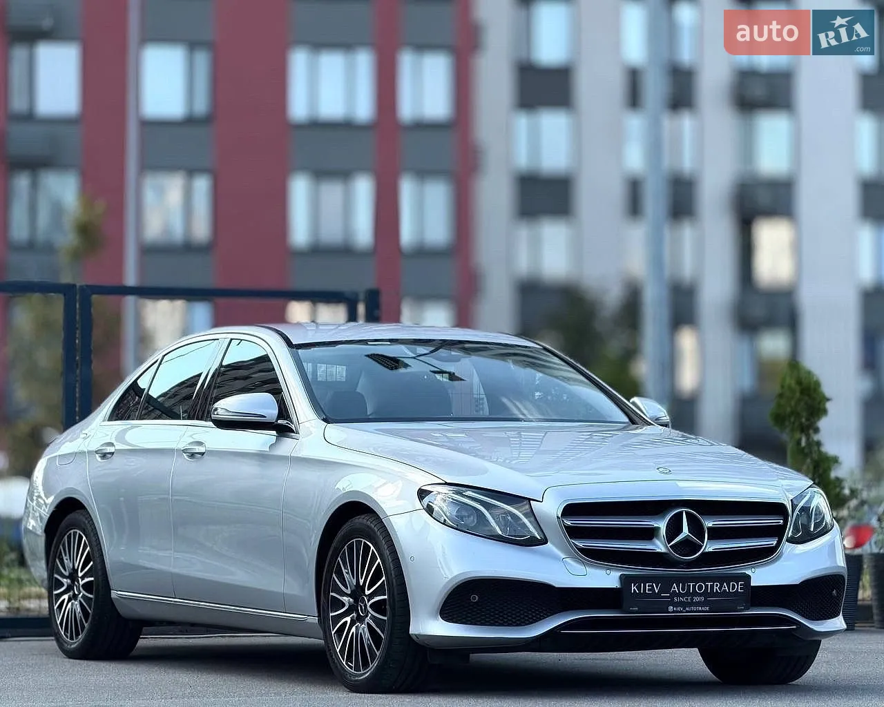 2016 Mercedes-Benz E-klasse - мініатюра 6