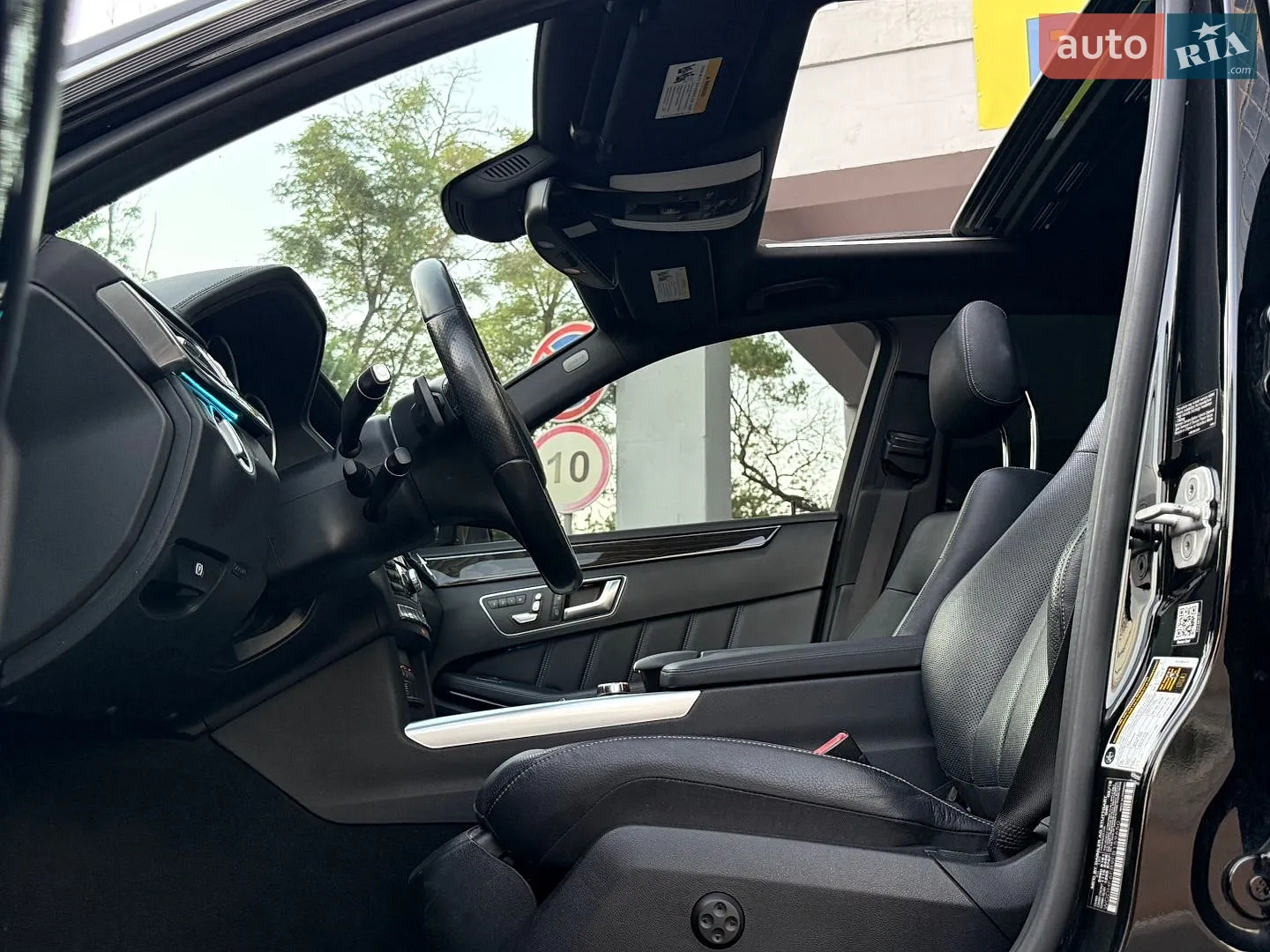 2015 Mercedes-Benz E-klasse - мініатюра 17