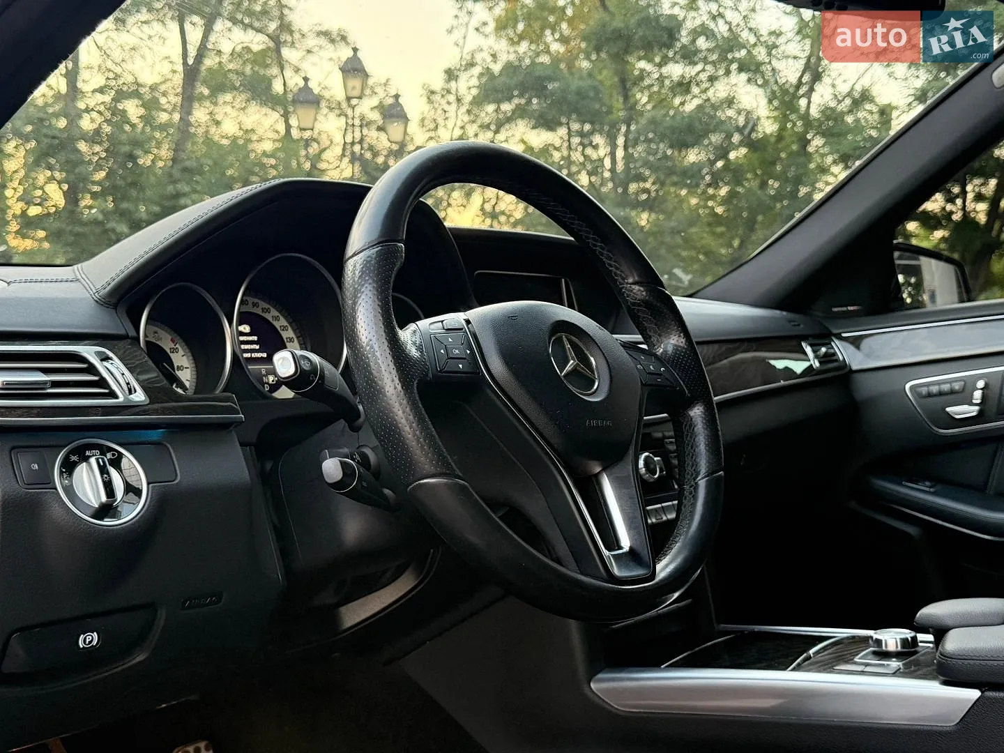 2015 Mercedes-Benz E-klasse - мініатюра 36