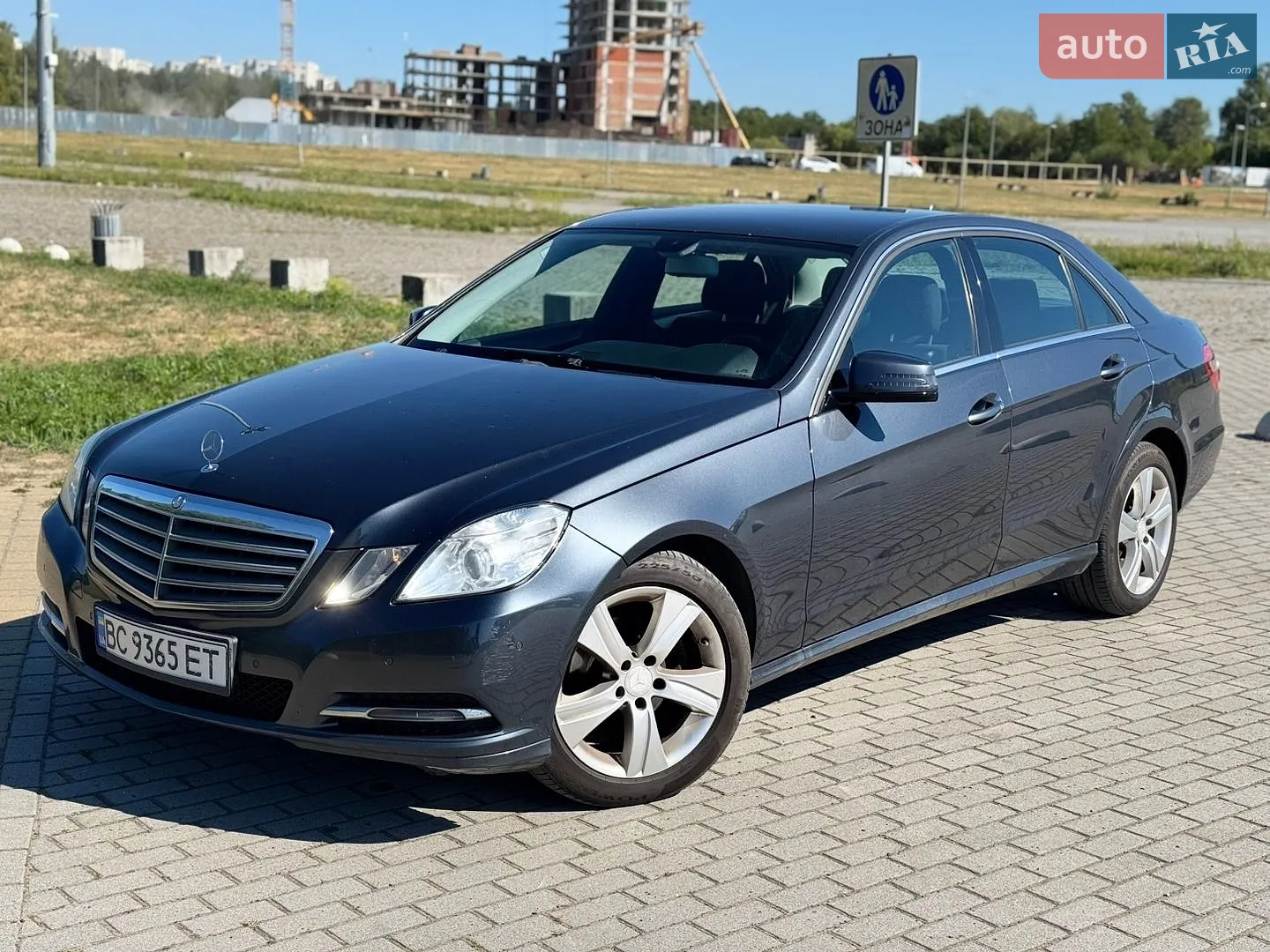 2012 Mercedes-Benz E-klasse - мініатюра 2
