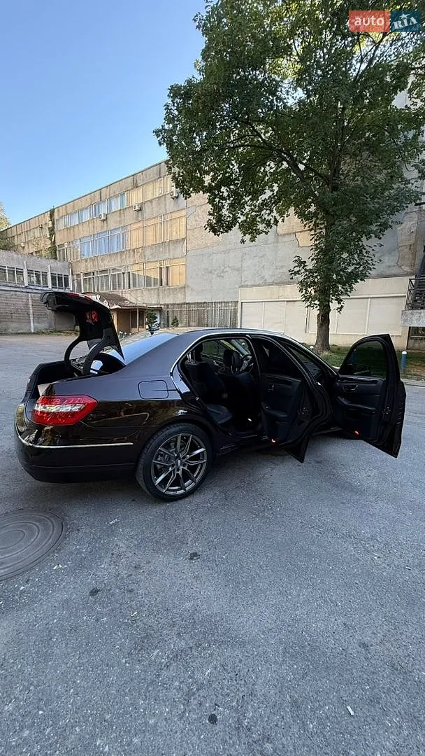 2010 Mercedes-Benz E-klasse - мініатюра 9