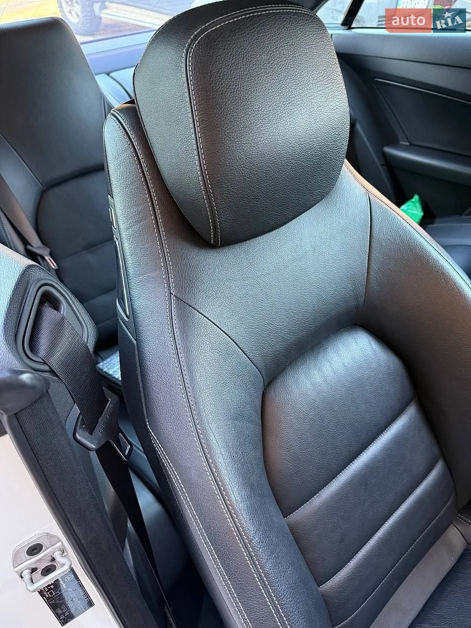 2012 Mercedes-Benz E-klasse - мініатюра 6