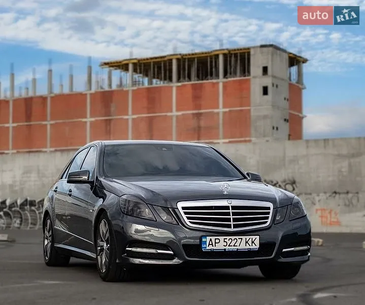 Mercedes-Benz E-Class