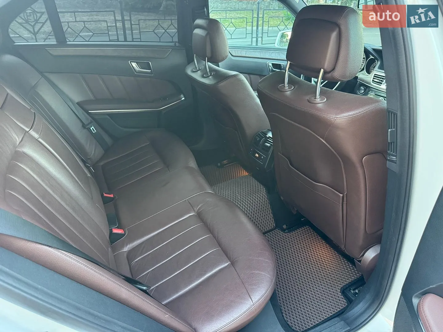 2015 Mercedes-Benz E-klasse - мініатюра 12