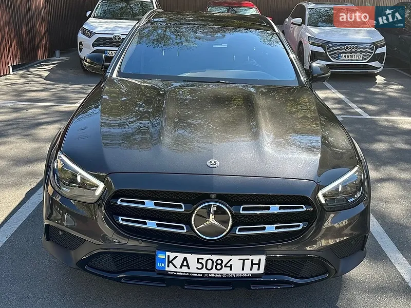 Mercedes-Benz E-Class 2021