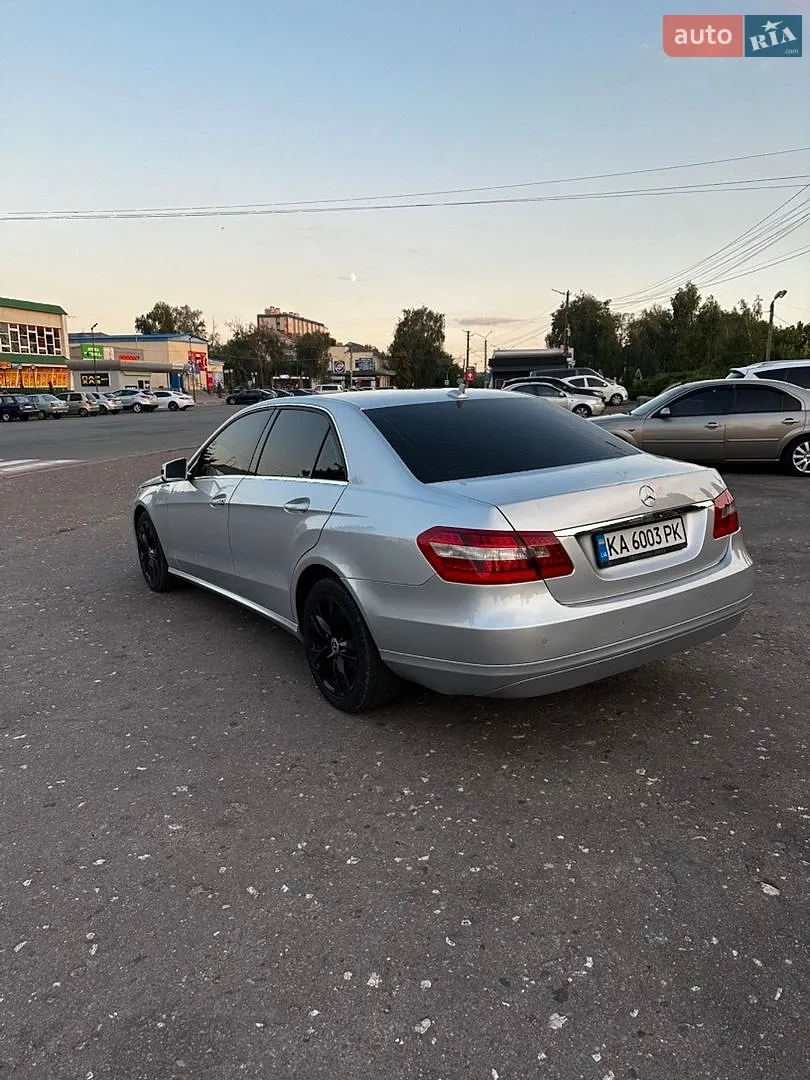 2011 Mercedes-Benz E-klasse - мініатюра 10