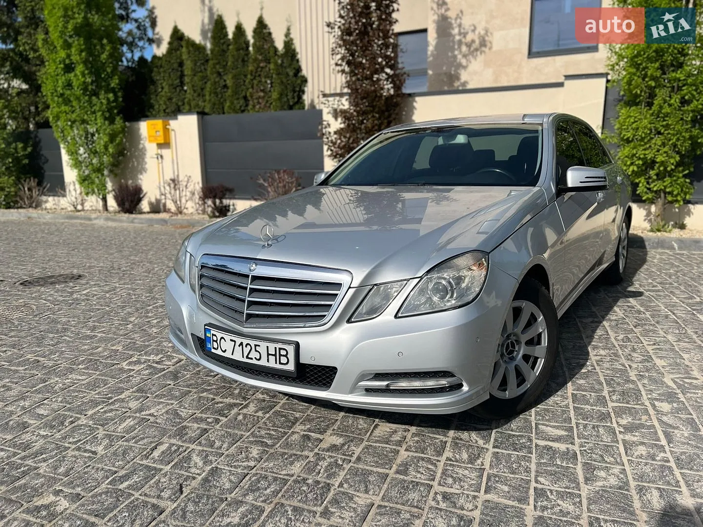 2013 Mercedes-Benz E-klasse - мініатюра 2