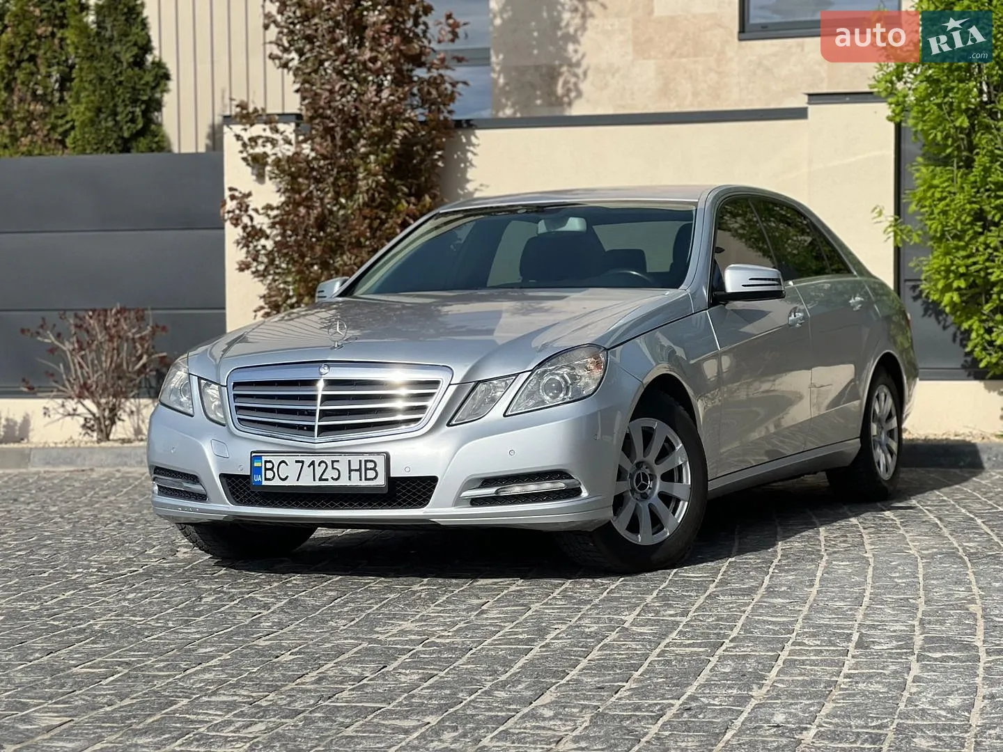 2013 Mercedes-Benz E-klasse - мініатюра 7