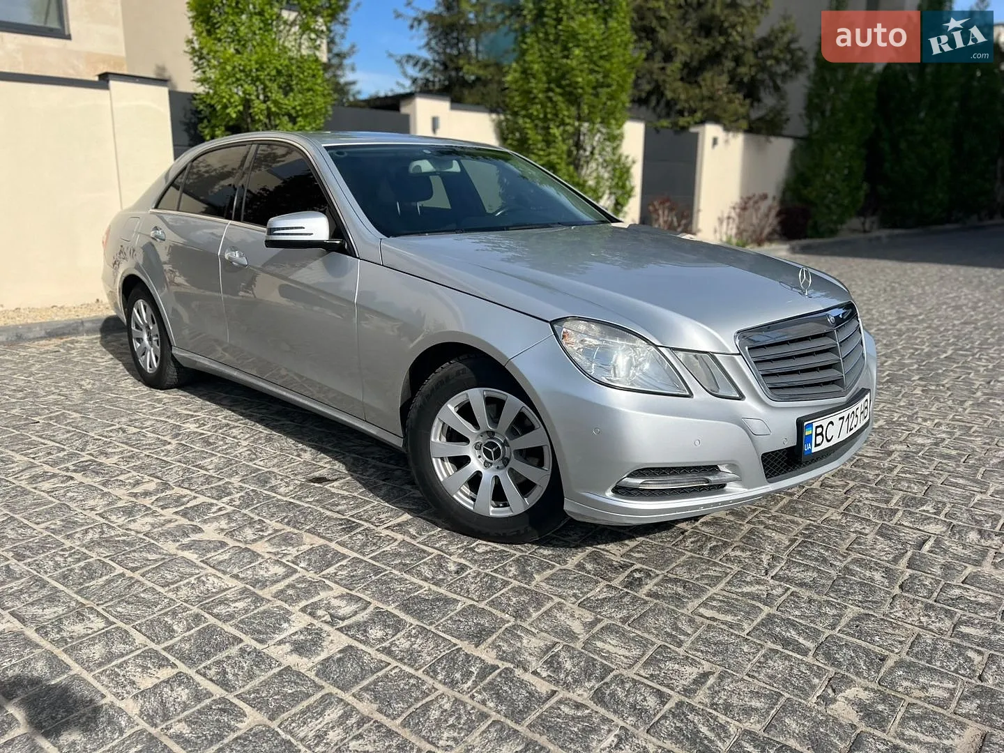2013 Mercedes-Benz E-klasse - мініатюра 8