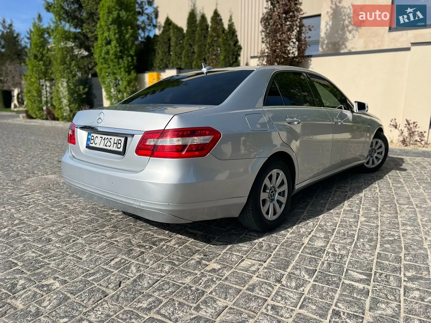 2013 Mercedes-Benz E-klasse - мініатюра 16