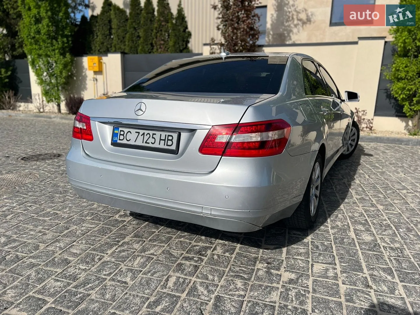 2013 Mercedes-Benz E-klasse - мініатюра 18