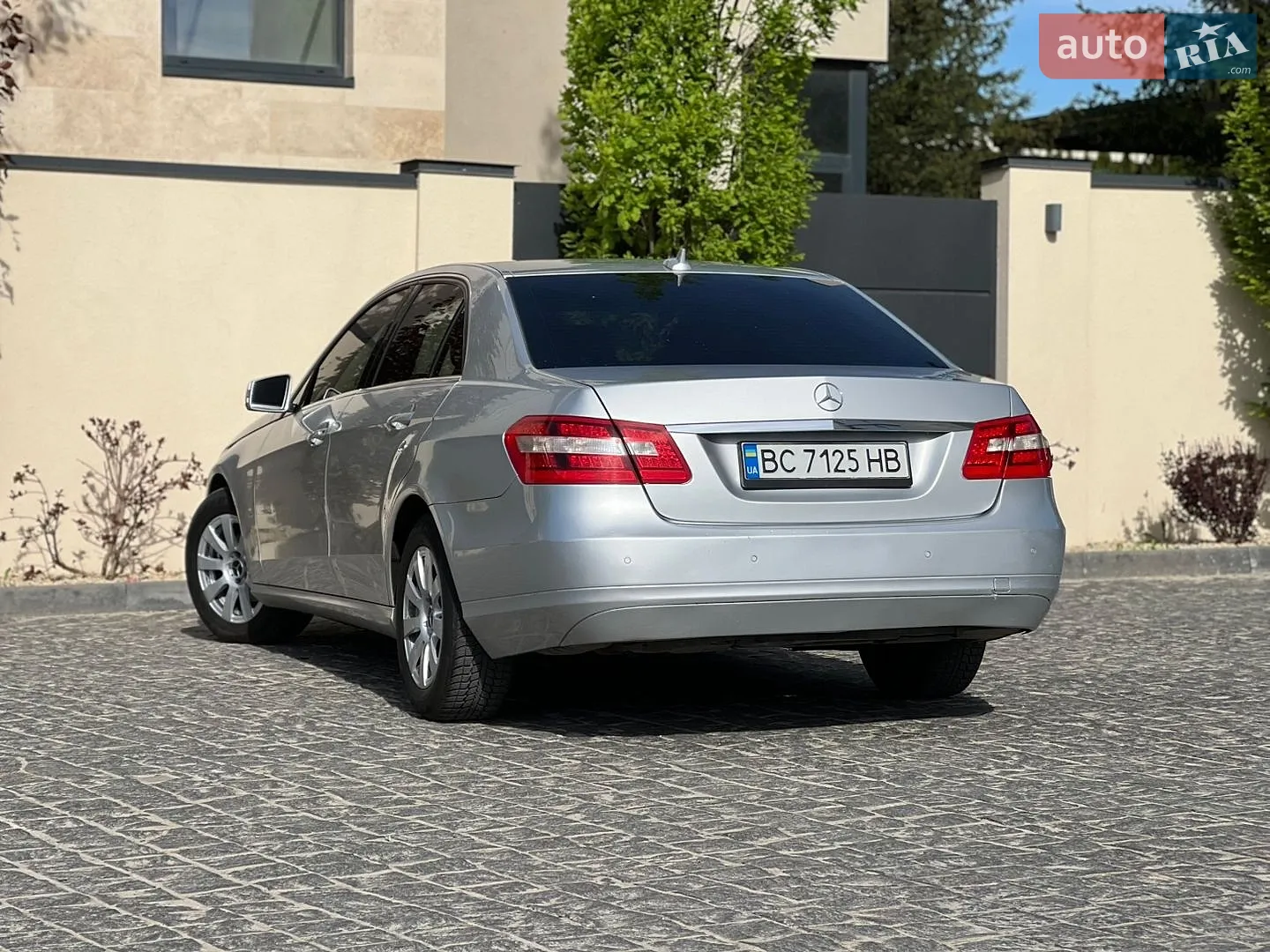 2013 Mercedes-Benz E-klasse - мініатюра 26