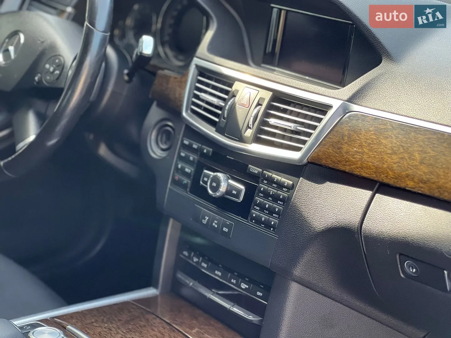2013 Mercedes-Benz E-klasse - мініатюра 33