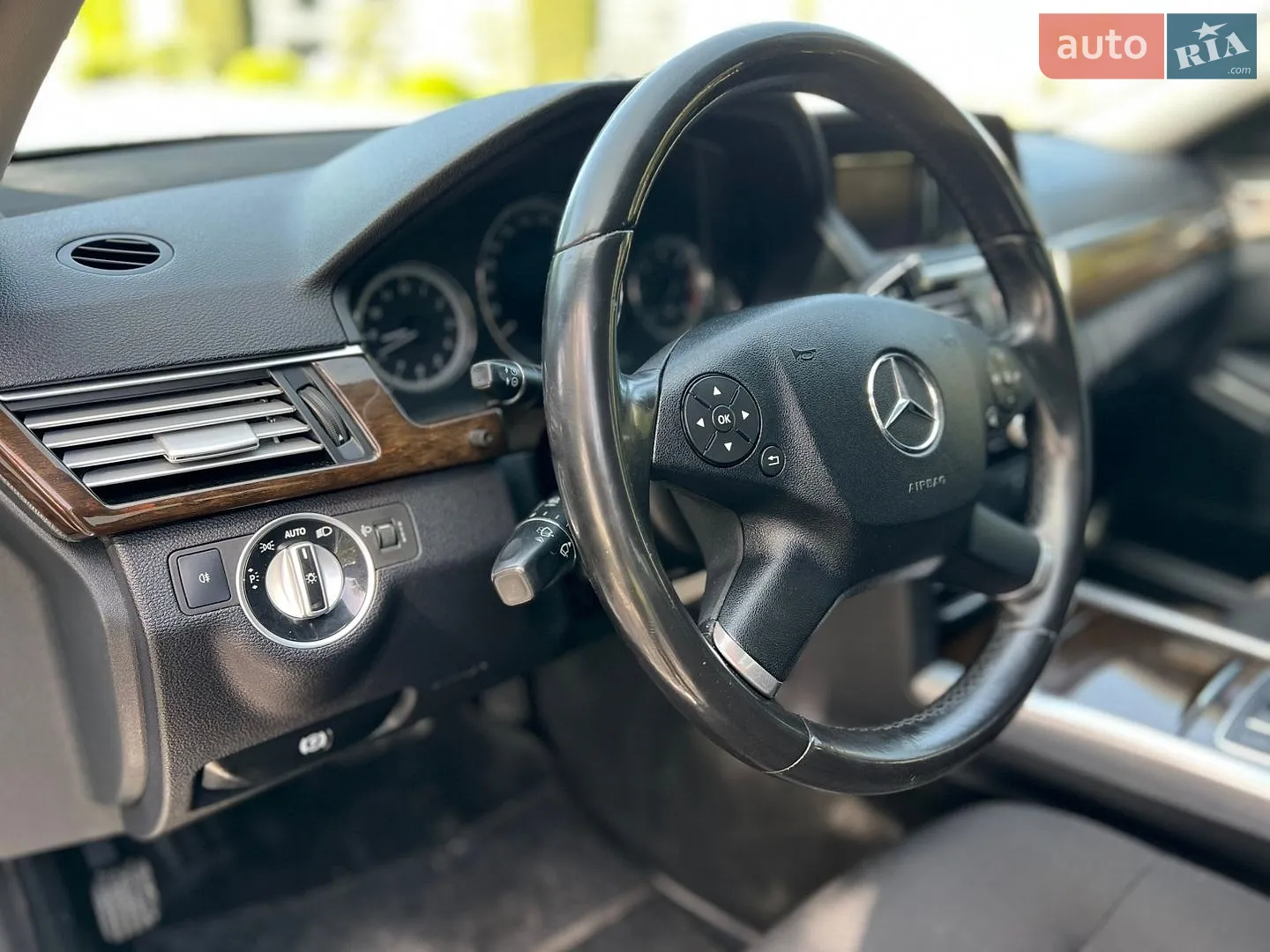 2013 Mercedes-Benz E-klasse - мініатюра 41