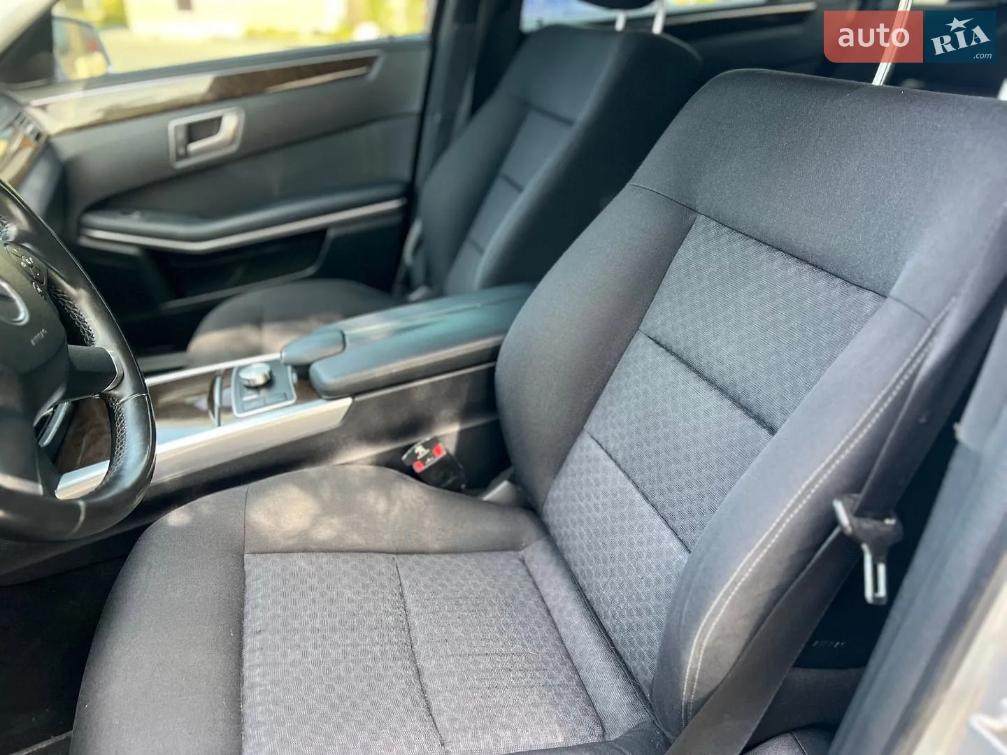 2013 Mercedes-Benz E-klasse - мініатюра 42