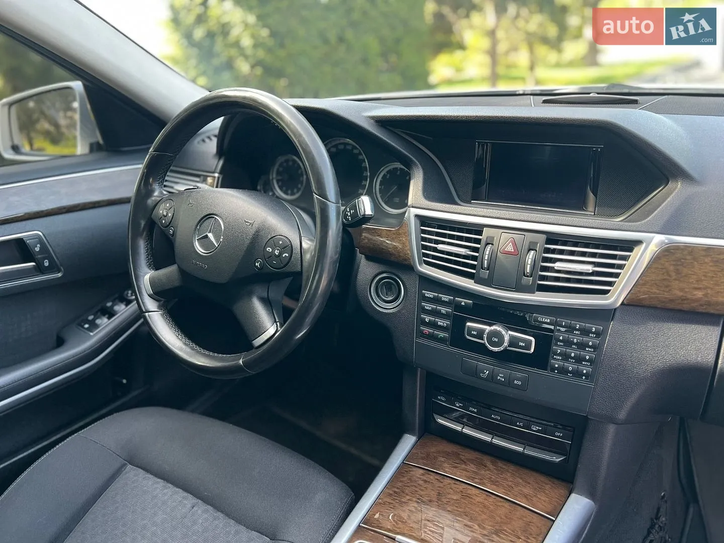 2013 Mercedes-Benz E-klasse - мініатюра 50