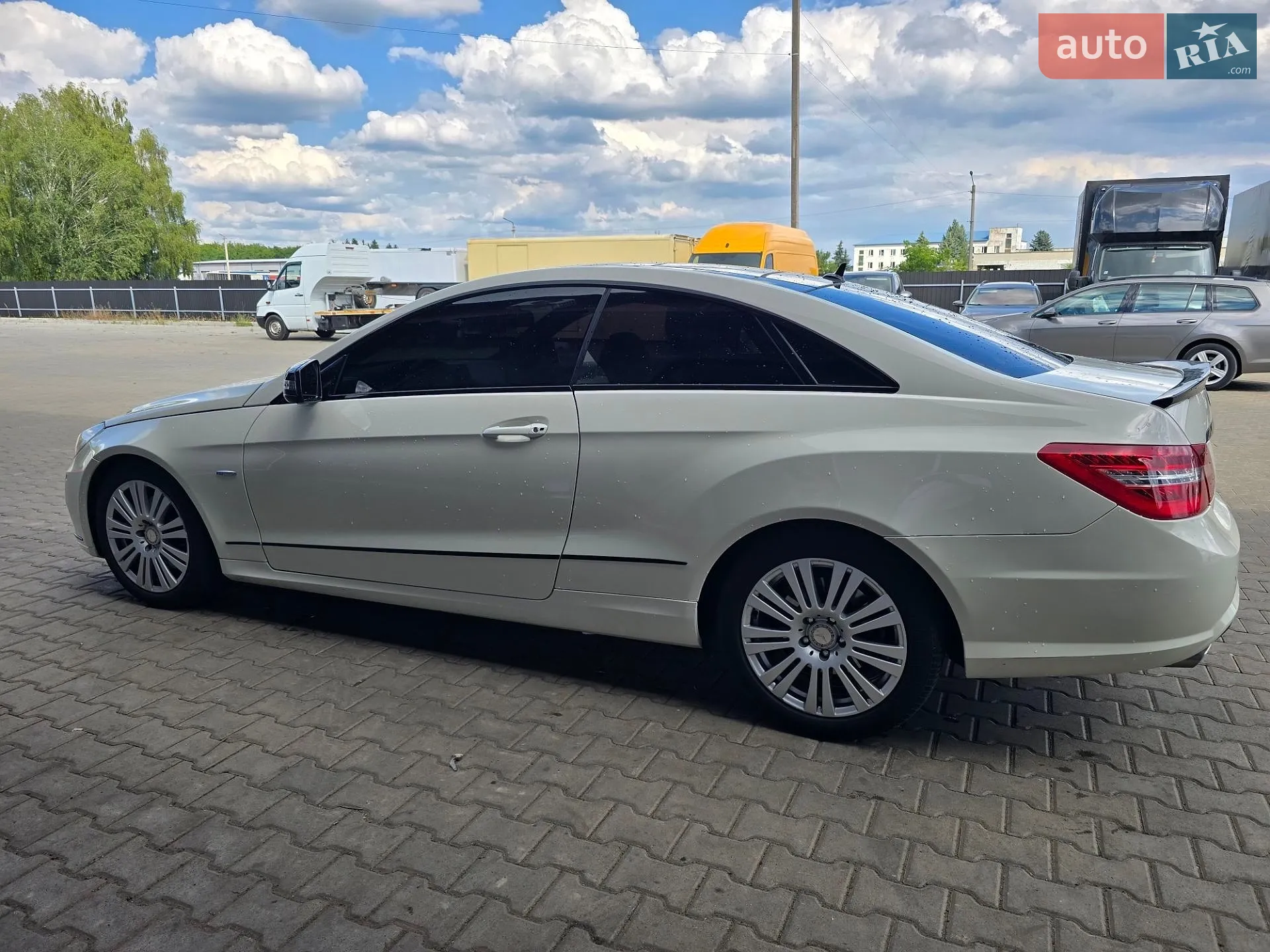 2010 Mercedes-Benz E-klasse - мініатюра 5