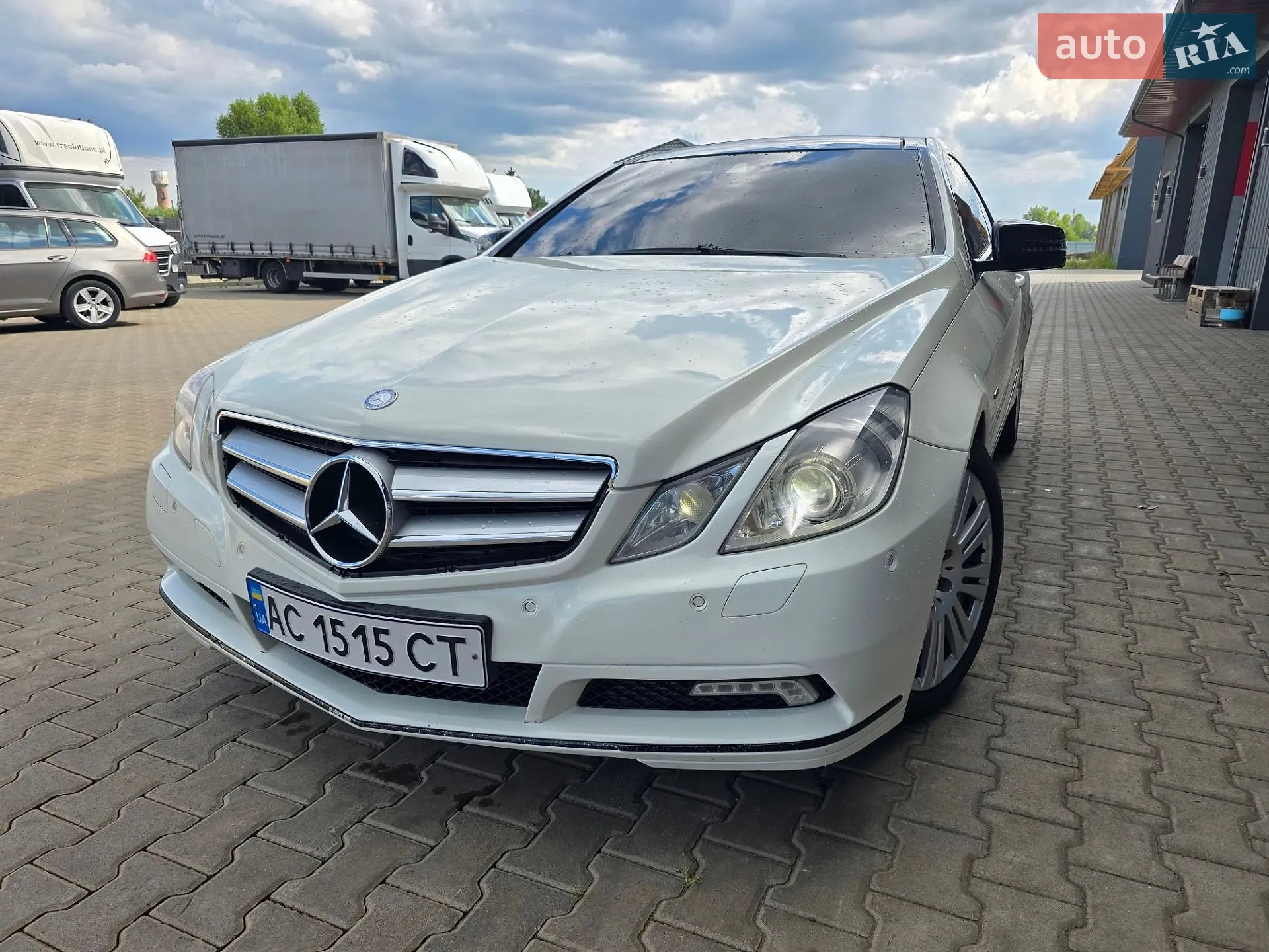 2010 Mercedes-Benz E-klasse - мініатюра 3