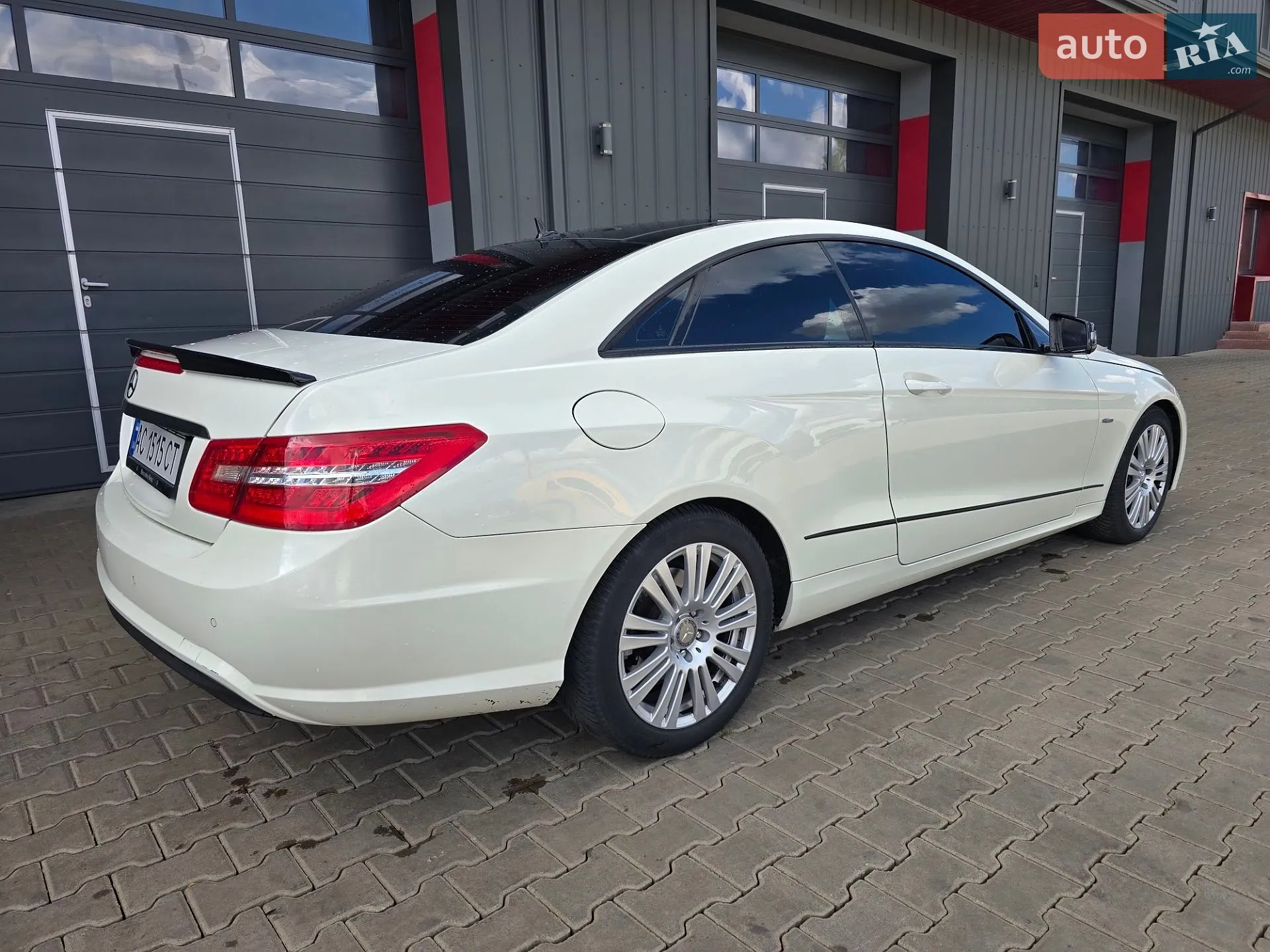 2010 Mercedes-Benz E-klasse - мініатюра 13