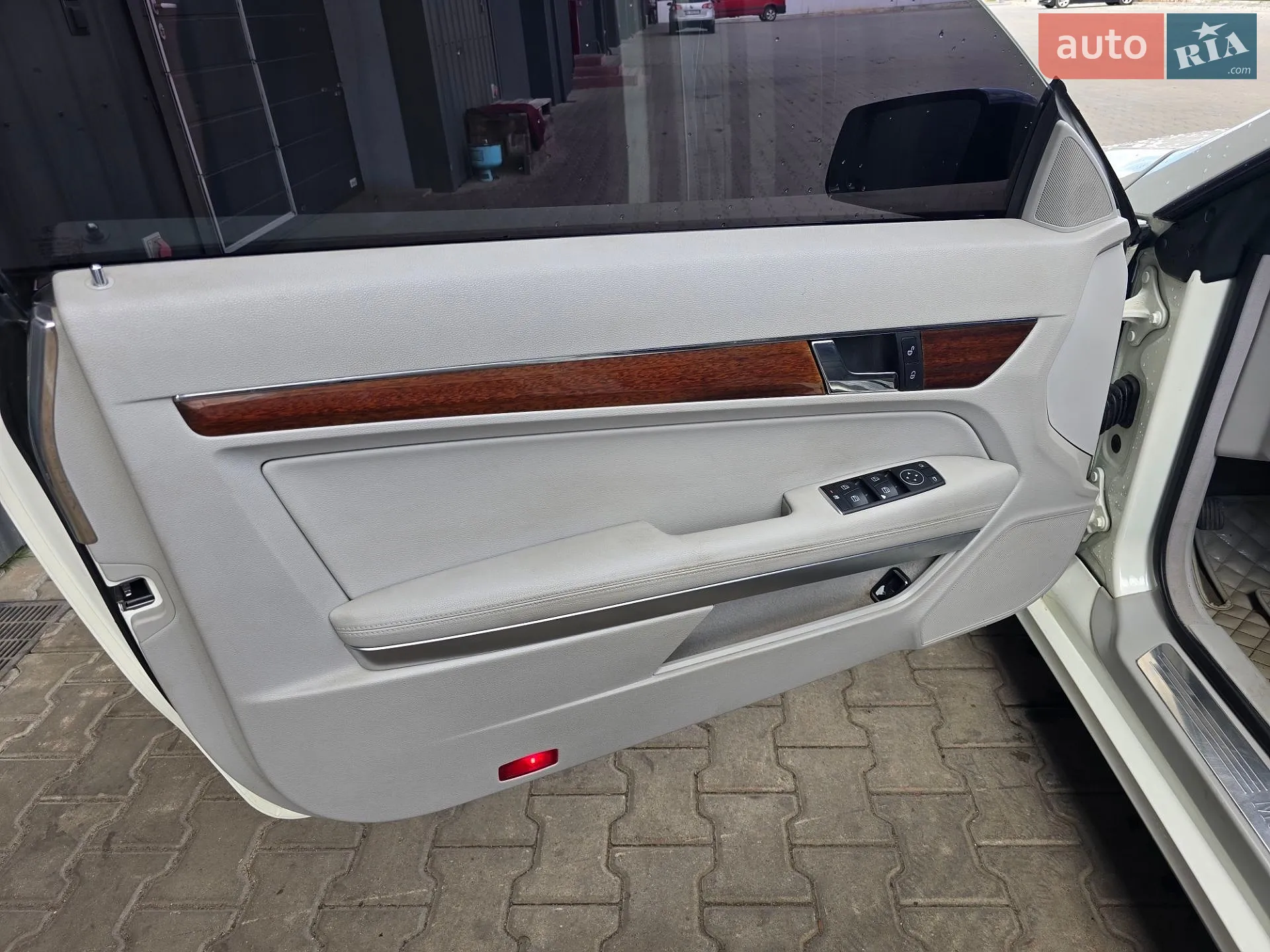 2010 Mercedes-Benz E-klasse - мініатюра 22