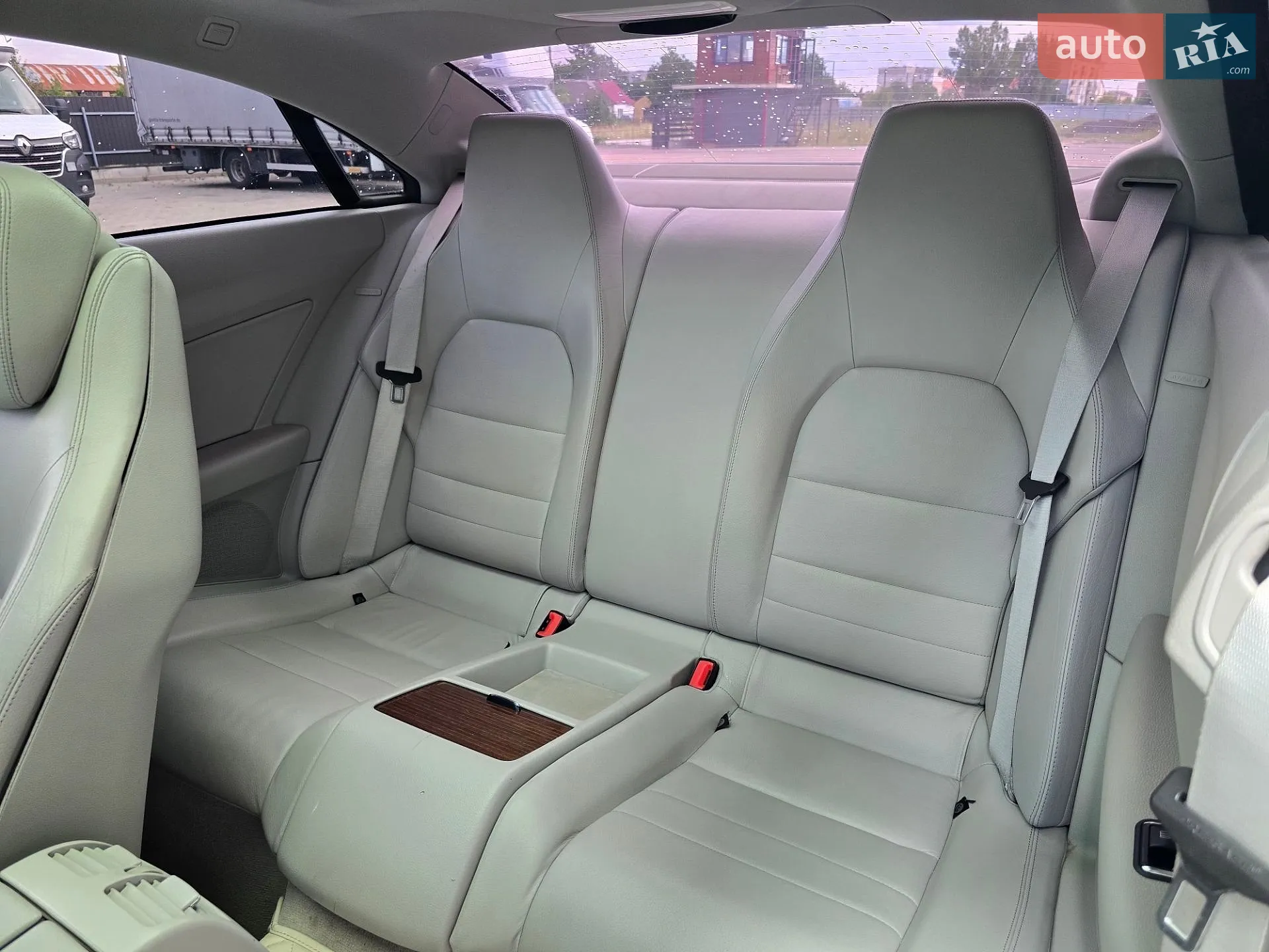 2010 Mercedes-Benz E-klasse - мініатюра 27