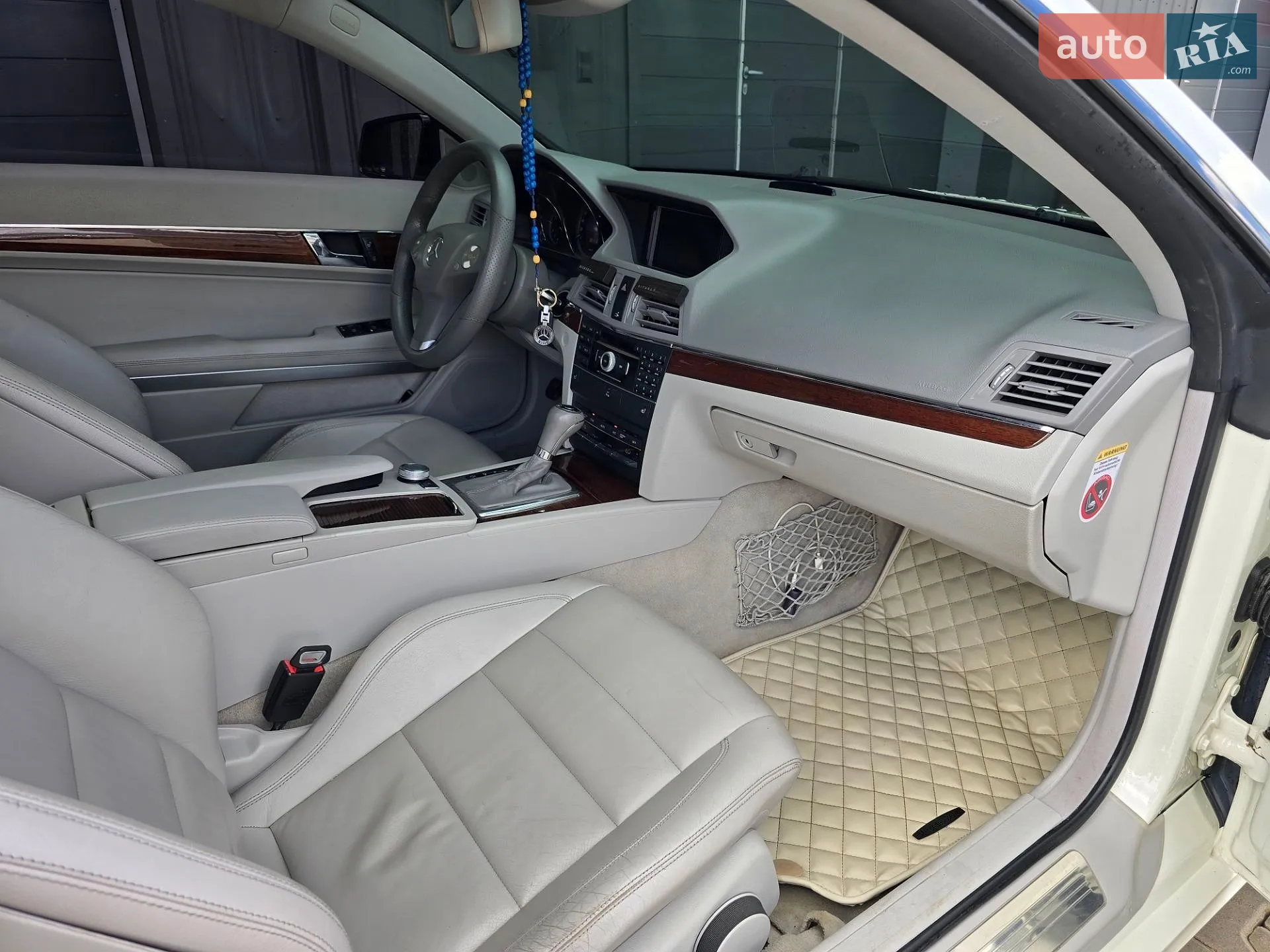 2010 Mercedes-Benz E-klasse - мініатюра 32