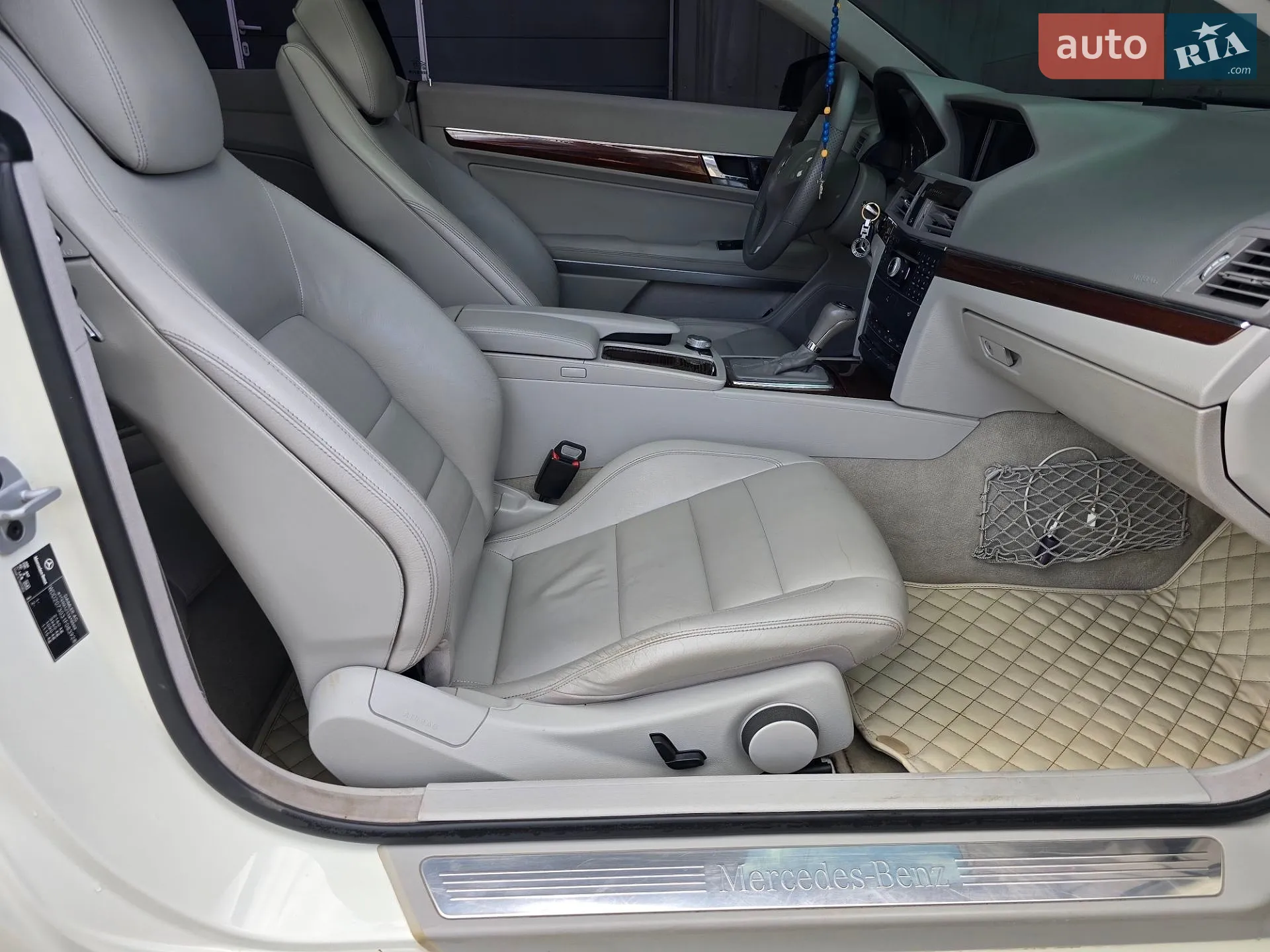 2010 Mercedes-Benz E-klasse - мініатюра 33