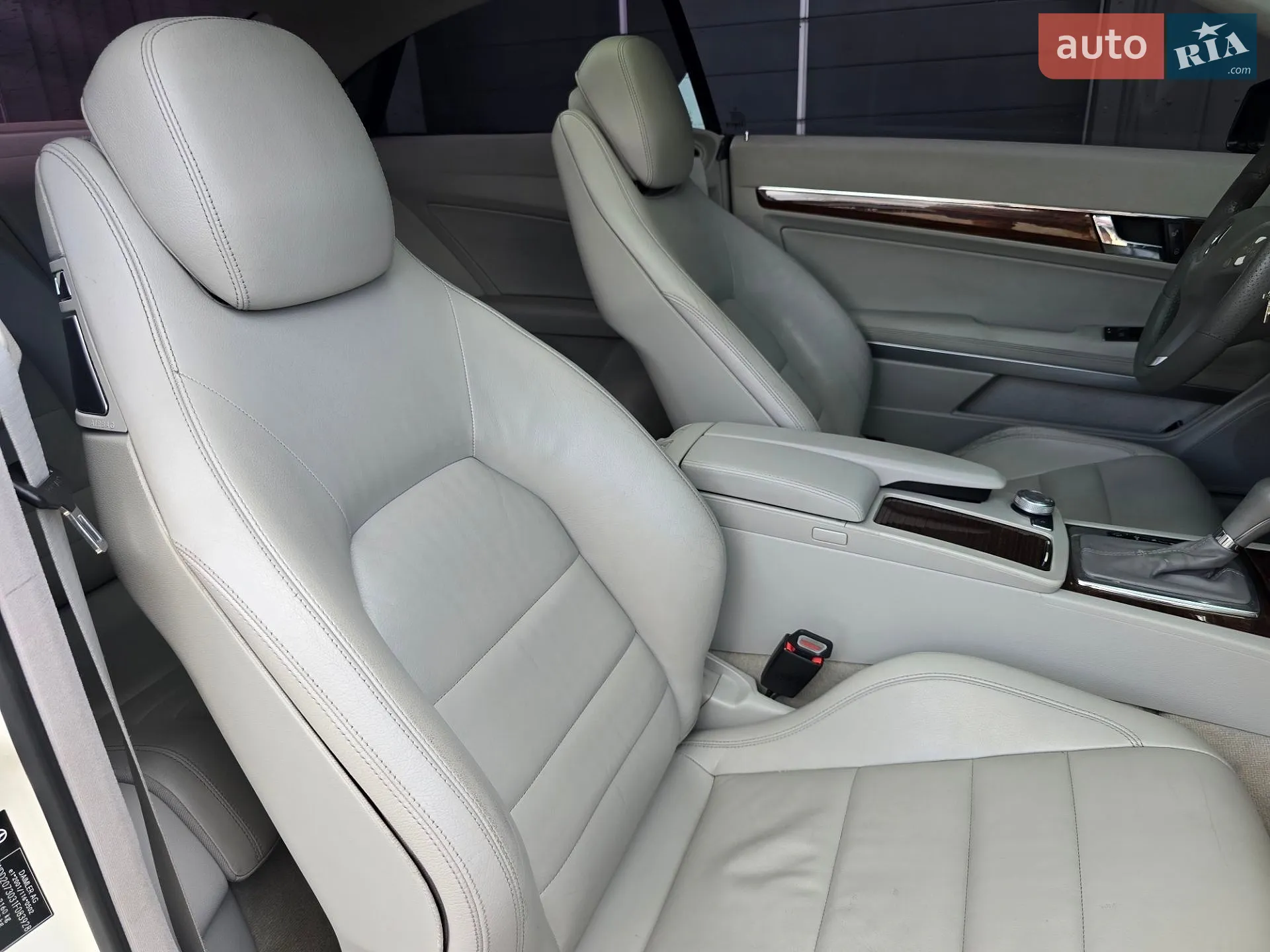 2010 Mercedes-Benz E-klasse - мініатюра 34