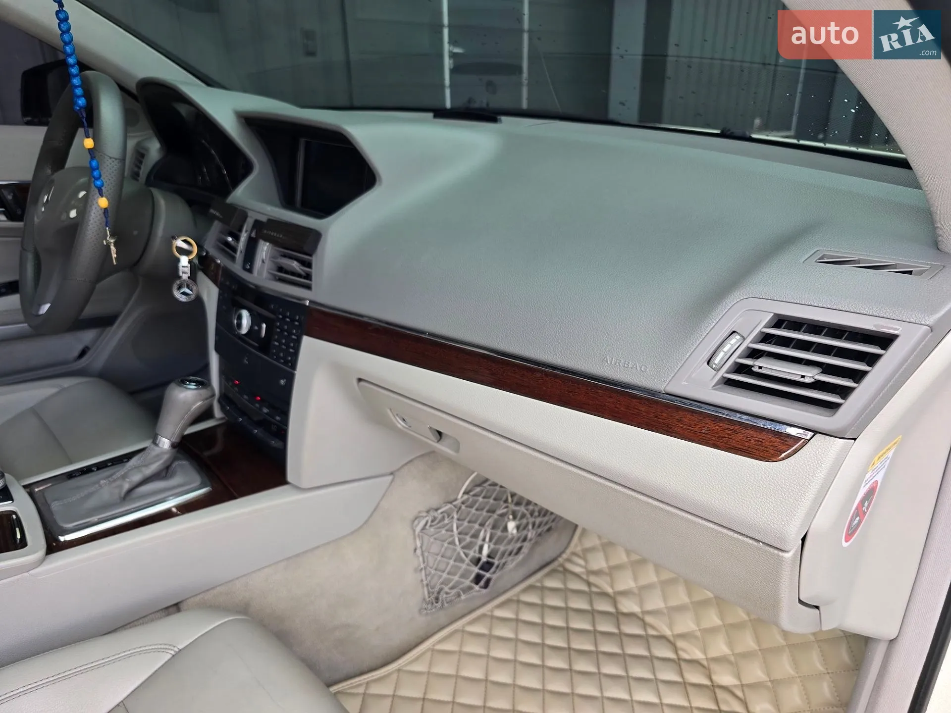 2010 Mercedes-Benz E-klasse - мініатюра 35