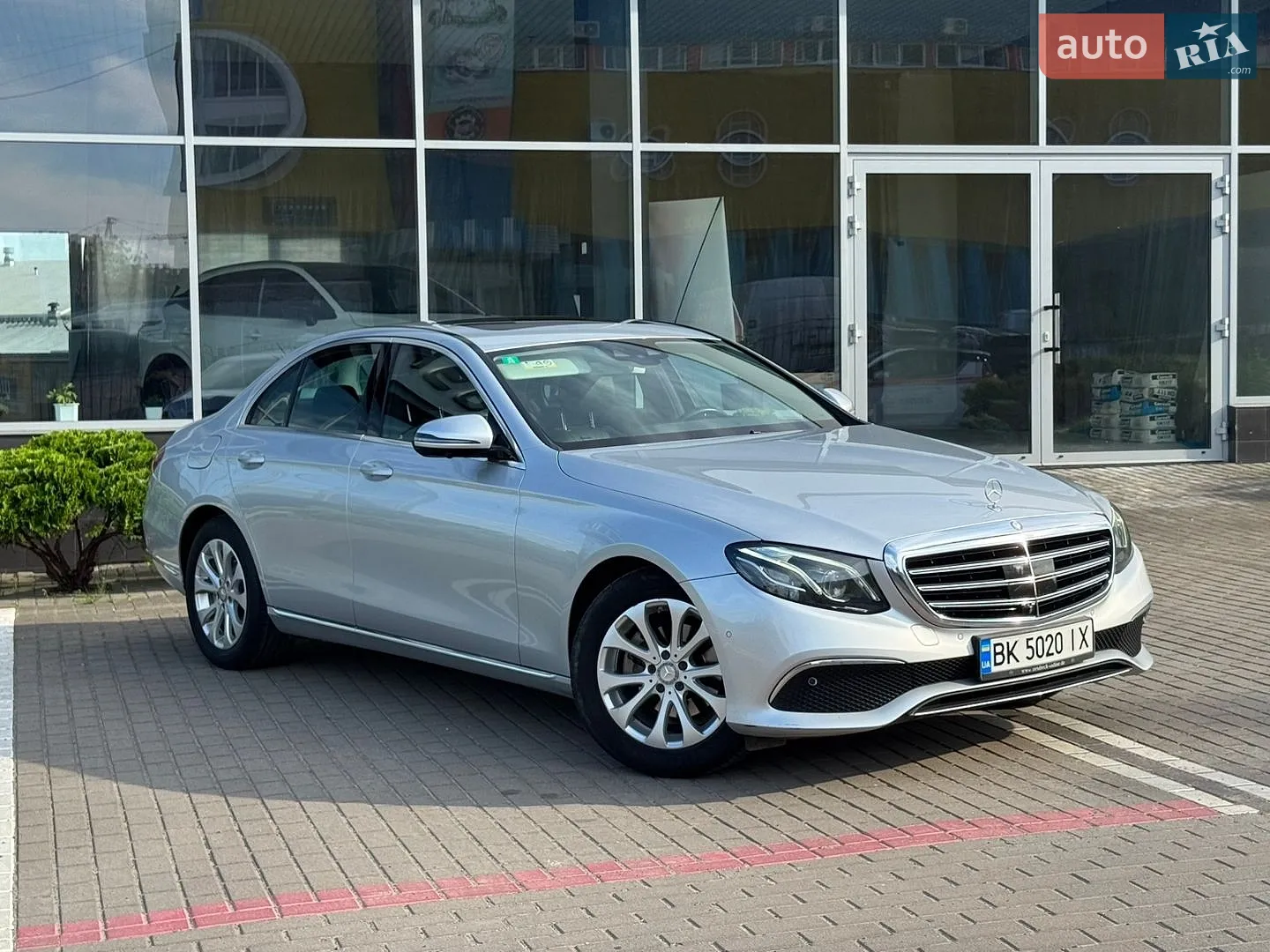 2016 Mercedes-Benz E-klasse - мініатюра 2