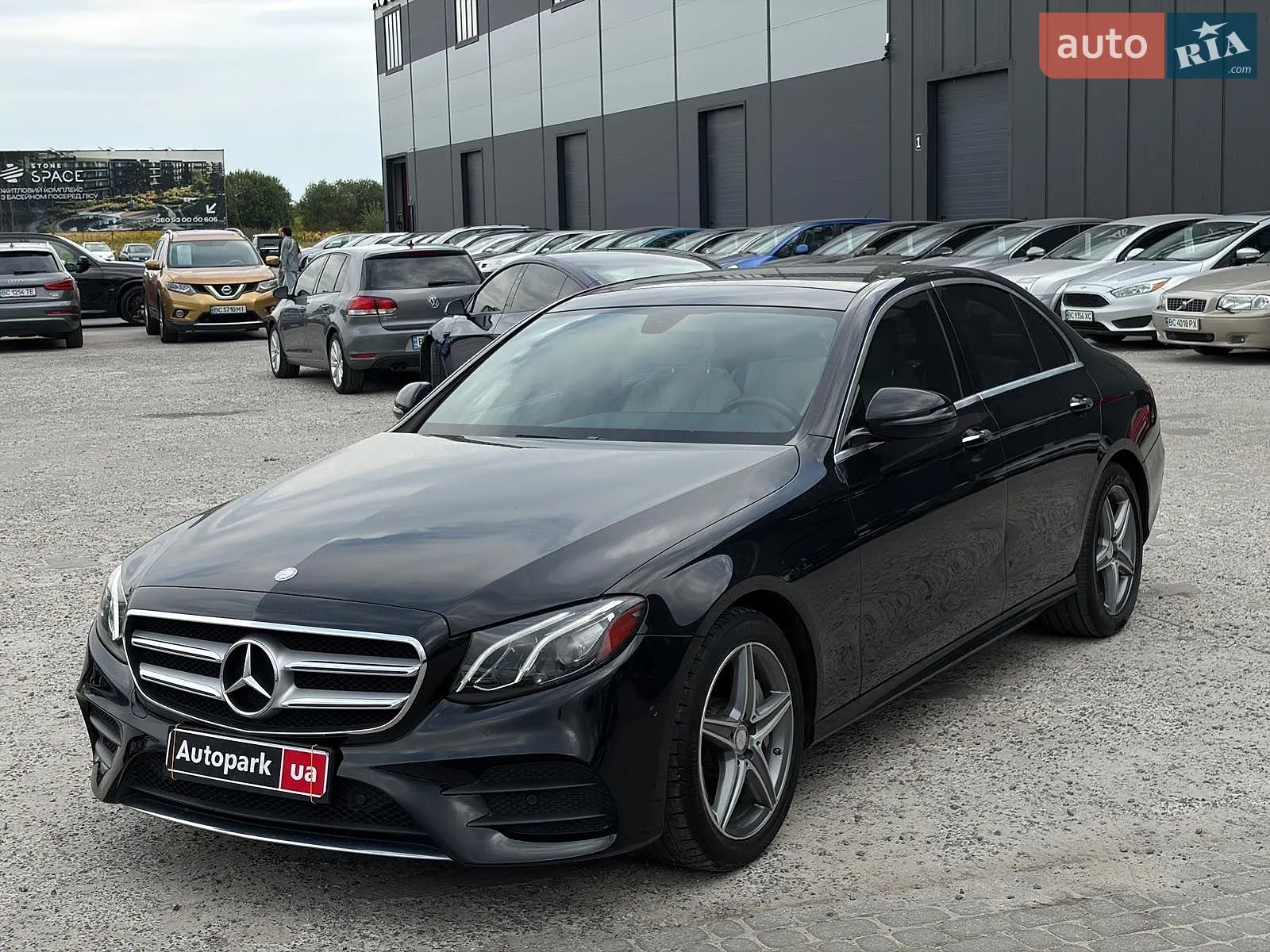 2016 Mercedes-Benz E-klasse - фото 1