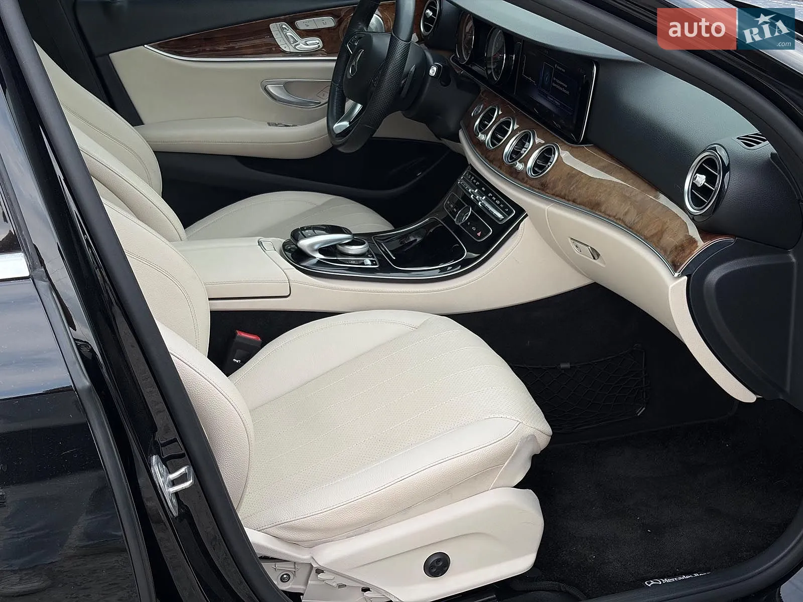 2016 Mercedes-Benz E-klasse - мініатюра 35