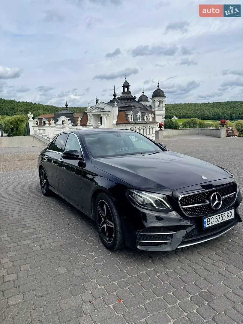 2016 Mercedes-Benz E-klasse - фото 1