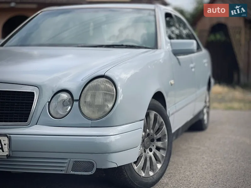 Mercedes-Benz E-Class 1997