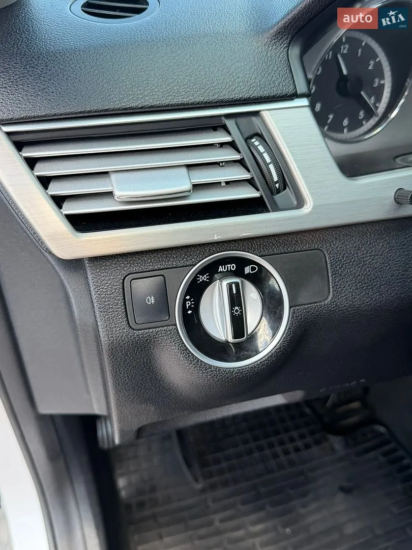 2012 Mercedes-Benz E-klasse - мініатюра 21
